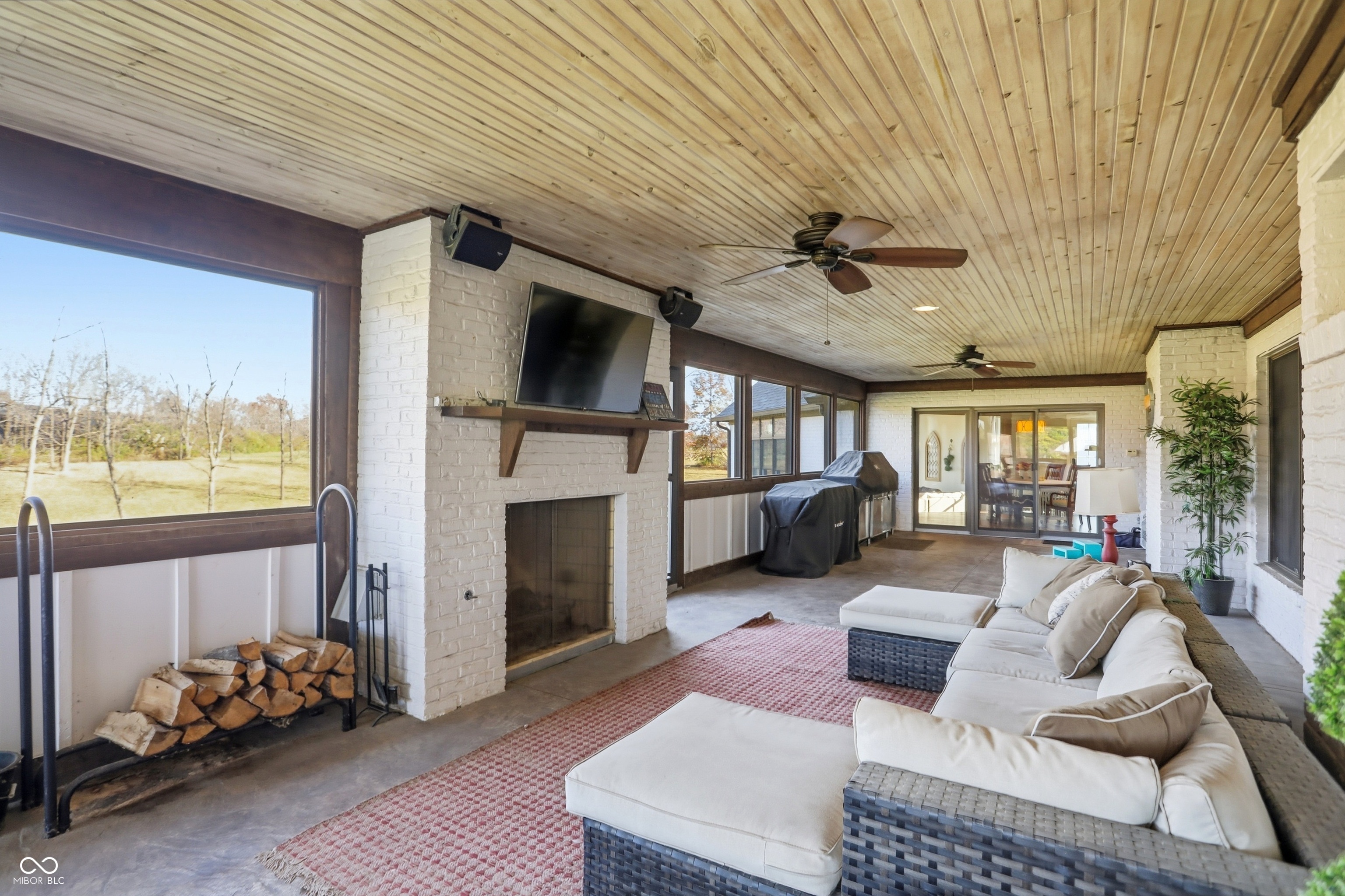 Bargersville, Indiana, 46106, United States, 5 Bedrooms Bedrooms, ,6 BathroomsBathrooms,Residential,For Sale,1992401