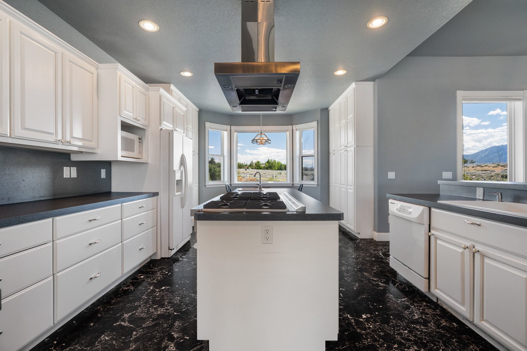  where  privacy meets convenience in gardnerville - 物件實景