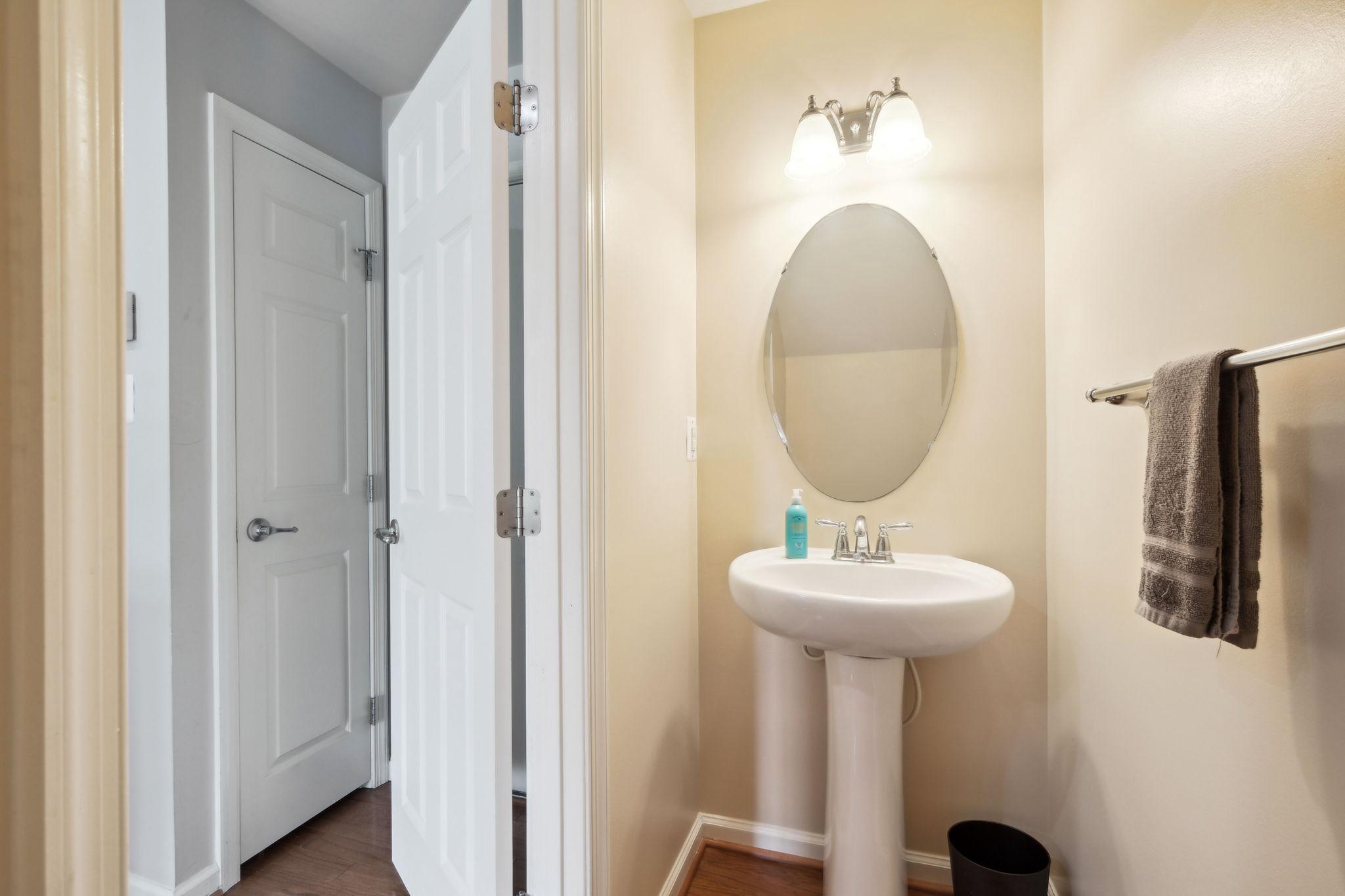  232 Urban Avenue, Gaithersburg, MD, 20878 - 物件實景