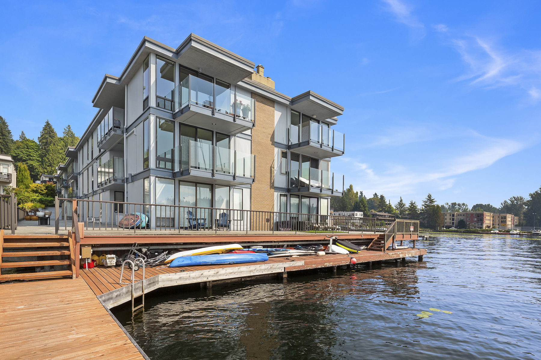  4561 Lake Washington Boulevard Northeast, Kirkland, WA 98033 - 物件實景