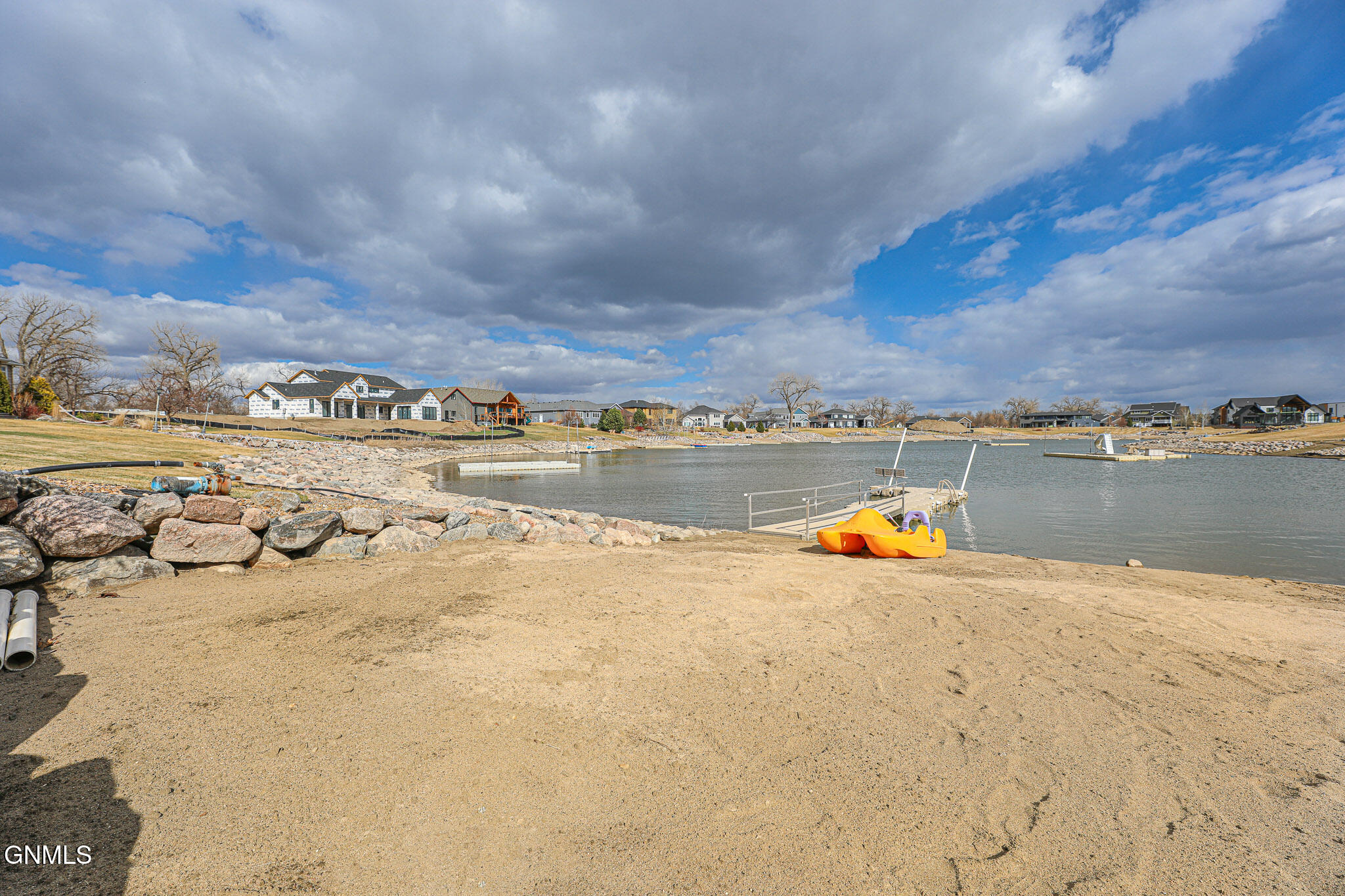 Bismarck, North Dakota, 58503, United States, 6 Bedrooms Bedrooms, ,5 BathroomsBathrooms,Residential,For Sale,1980273