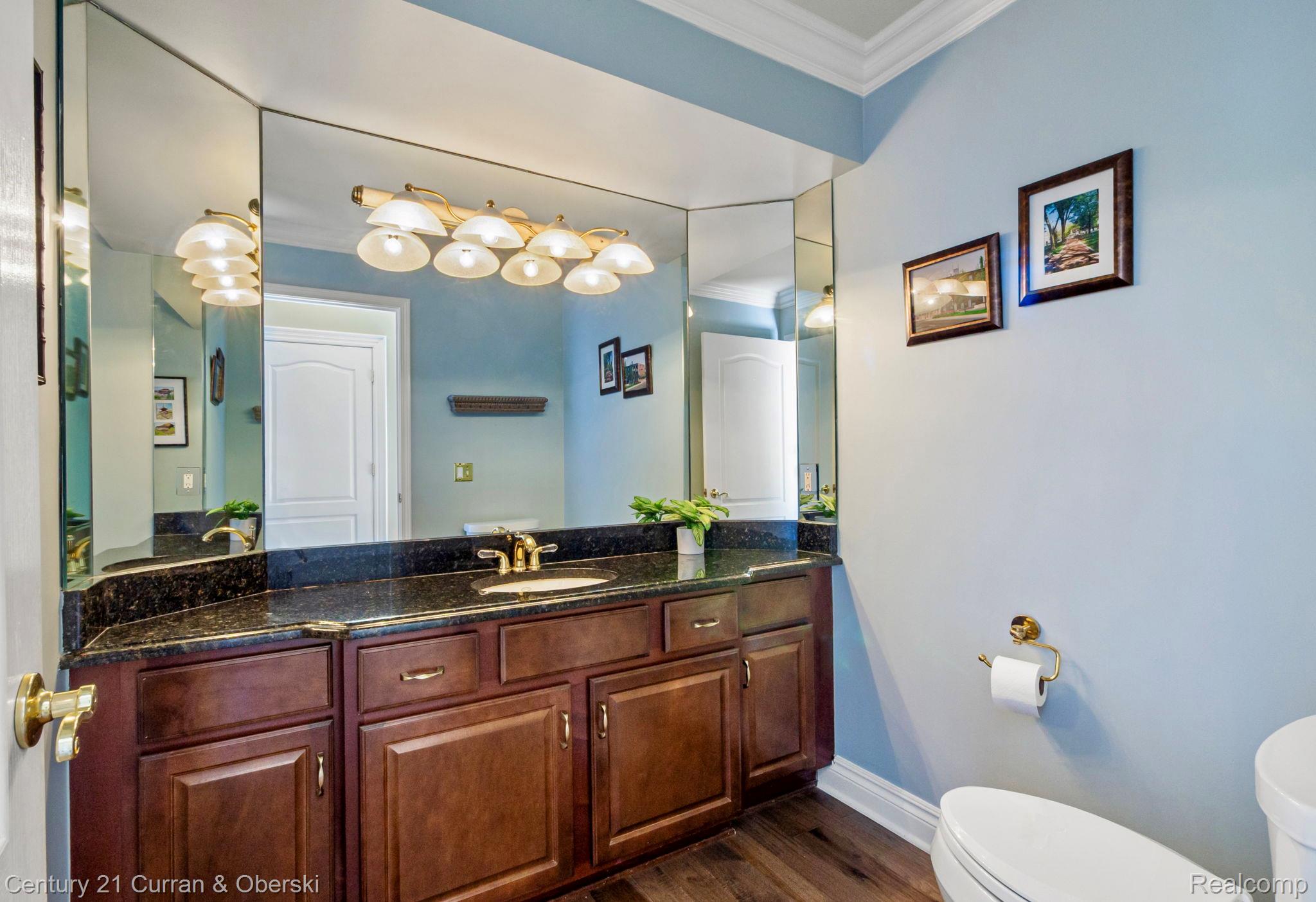 Novi, Michigan, 48374, United States, 4 Bedrooms Bedrooms, ,6 BathroomsBathrooms,Residential,For Sale,1914653