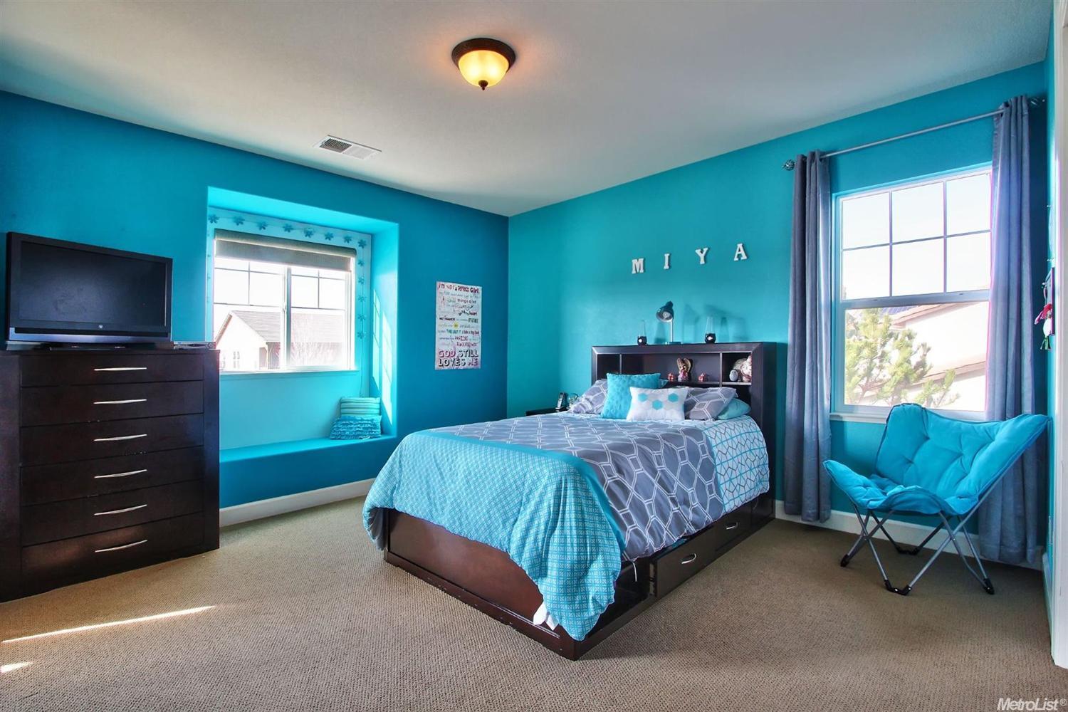Rocklin, California, 95765, United States, 5 Bedrooms Bedrooms, ,5 BathroomsBathrooms,Residential,For Sale,1860448
