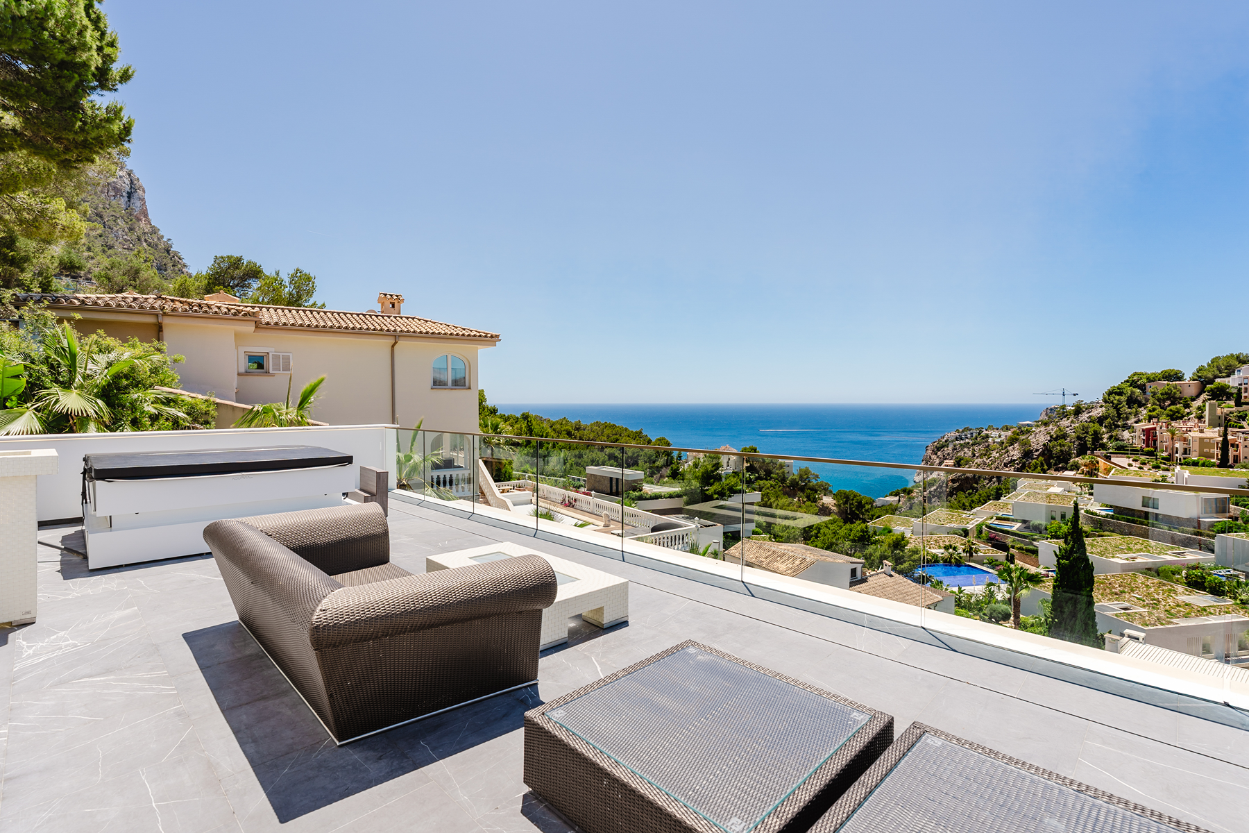  Villa with pool and sea views in Cala Llamp - 物件實景