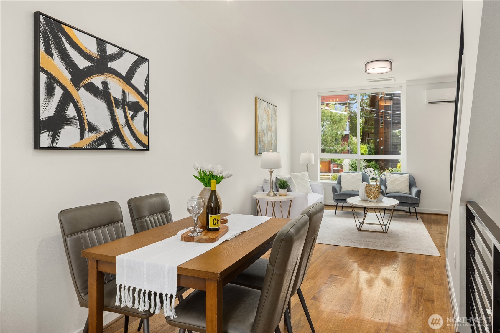 Seattle, Washington, 98115, United States, 3 Bedrooms Bedrooms, ,Residential,For Sale,1926202
