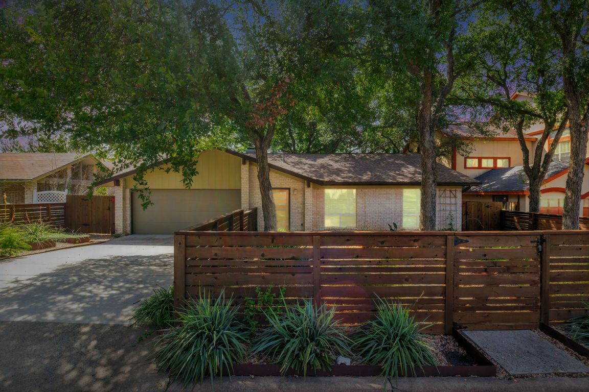 Austin, Texas, 78759, United States, 3 Bedrooms Bedrooms, ,2 BathroomsBathrooms,Residential,For Sale,1857770