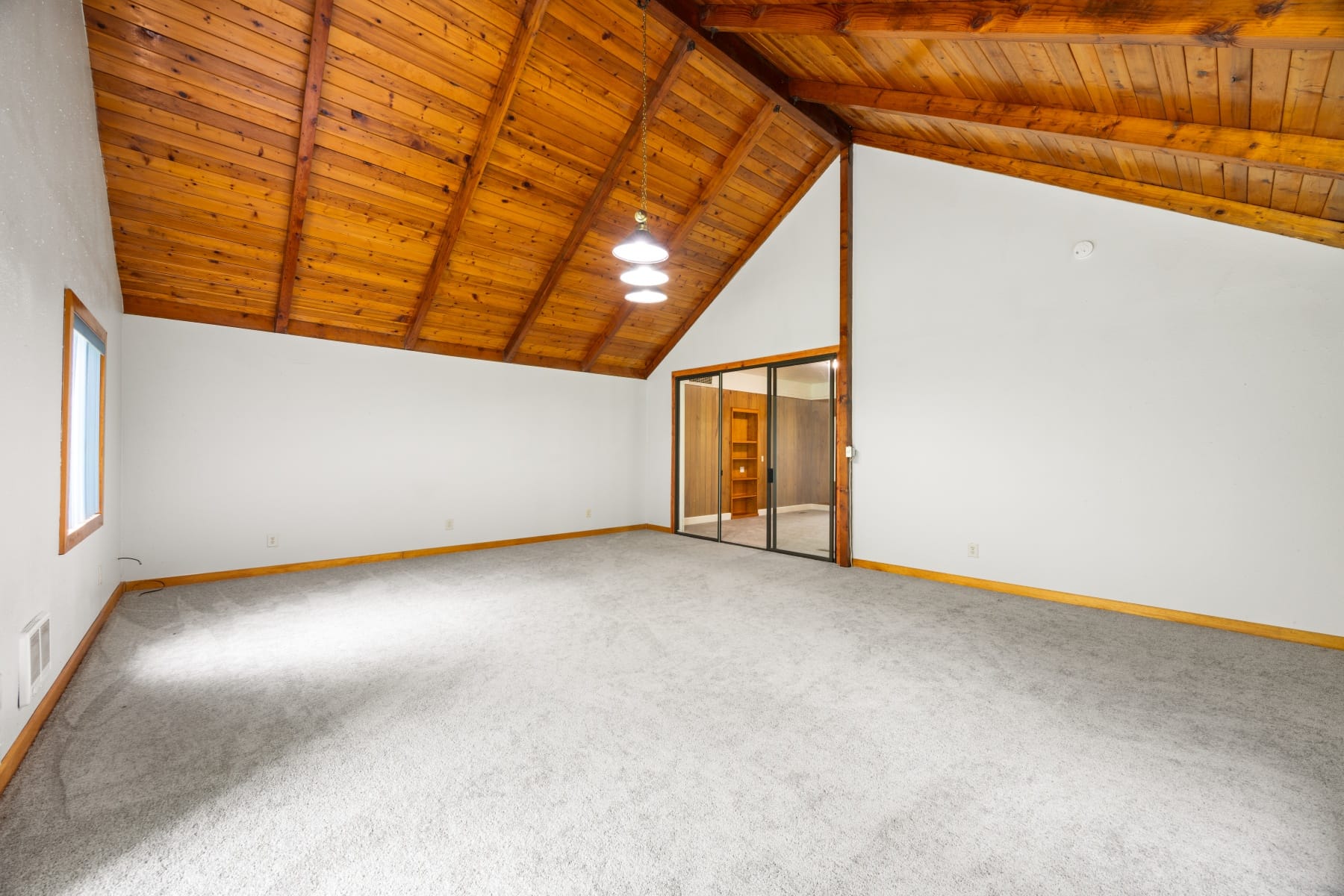  15693 S HIDDEN RD Mulino, OR 97042 - 物件實景