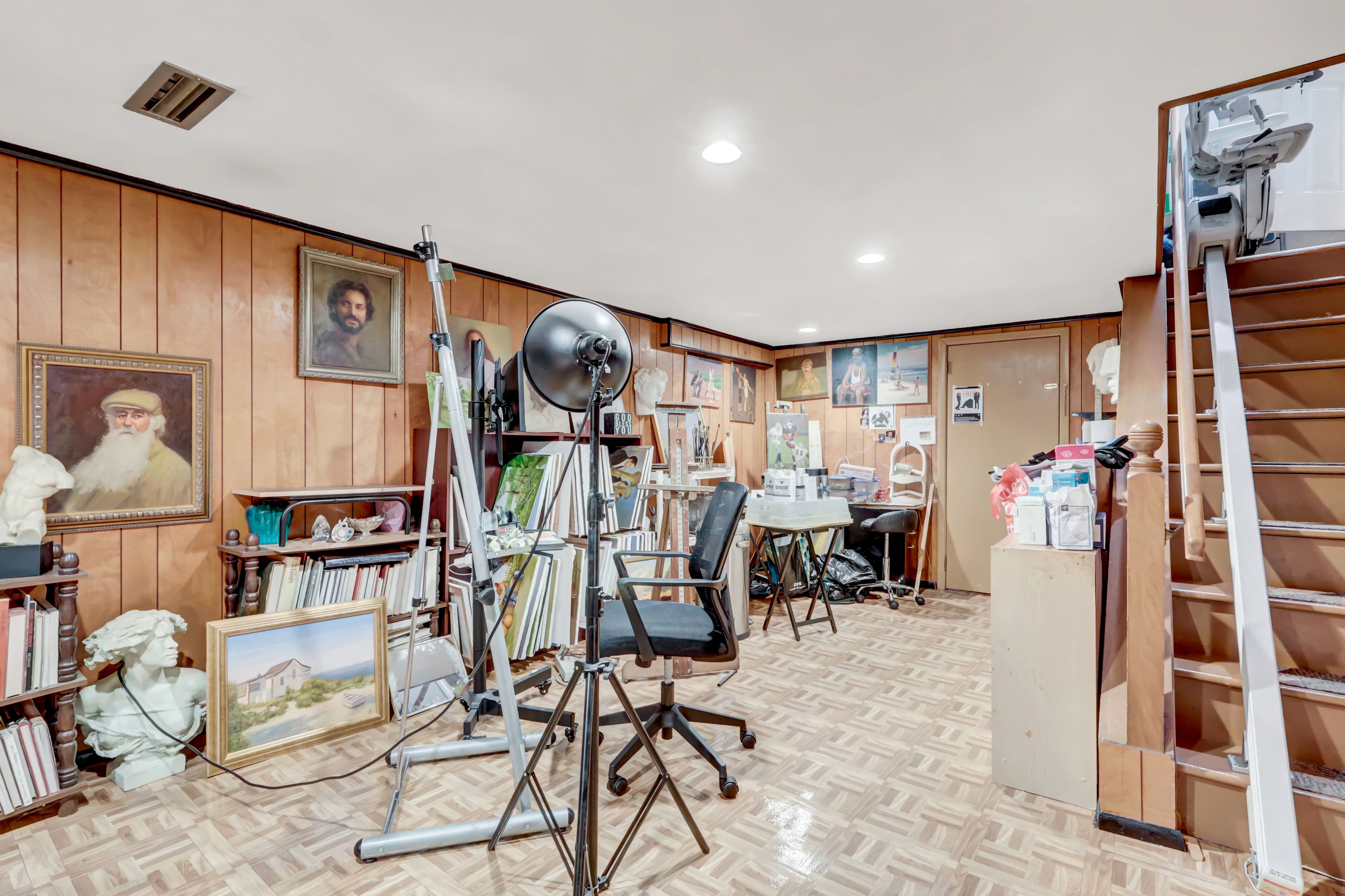 Selden, New York, 11784, United States, 2 Bedrooms Bedrooms, ,1 BathroomBathrooms,Residential,For Sale,1976692