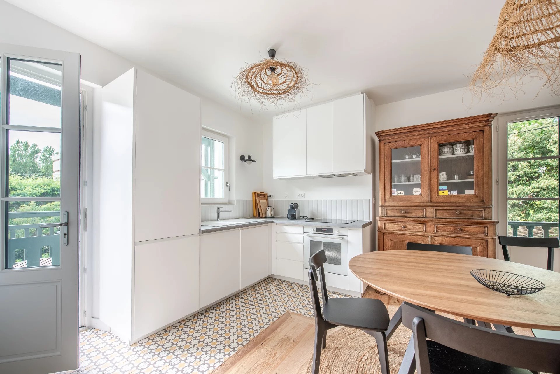 Arcachon, New Aquitaine, 33120, FR, 12 Bedrooms Bedrooms, ,6 BathroomsBathrooms,Residential,For Sale,1668784