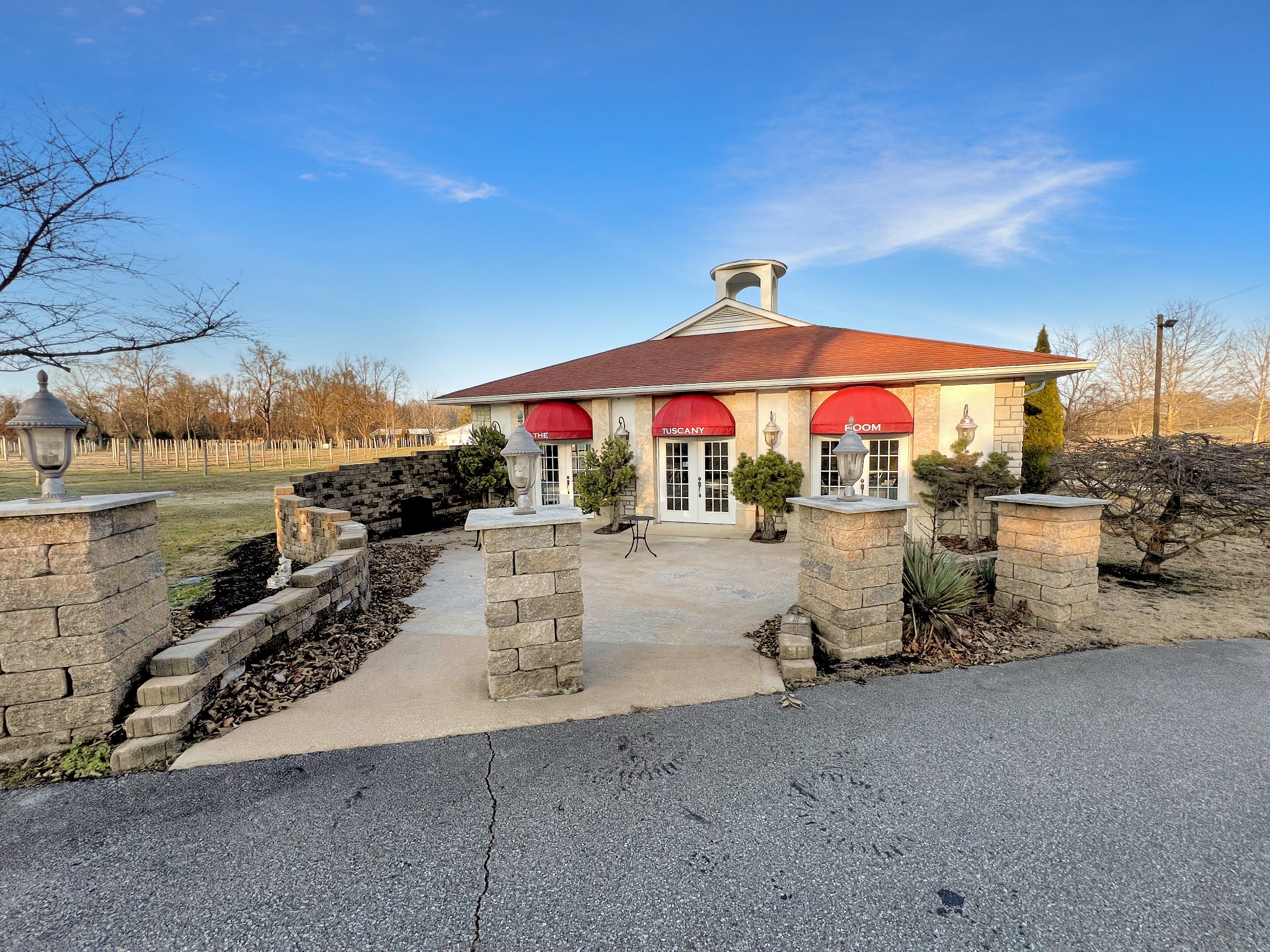 Paris, Tennessee, 38242, United States, ,Residential,For Sale,1996417