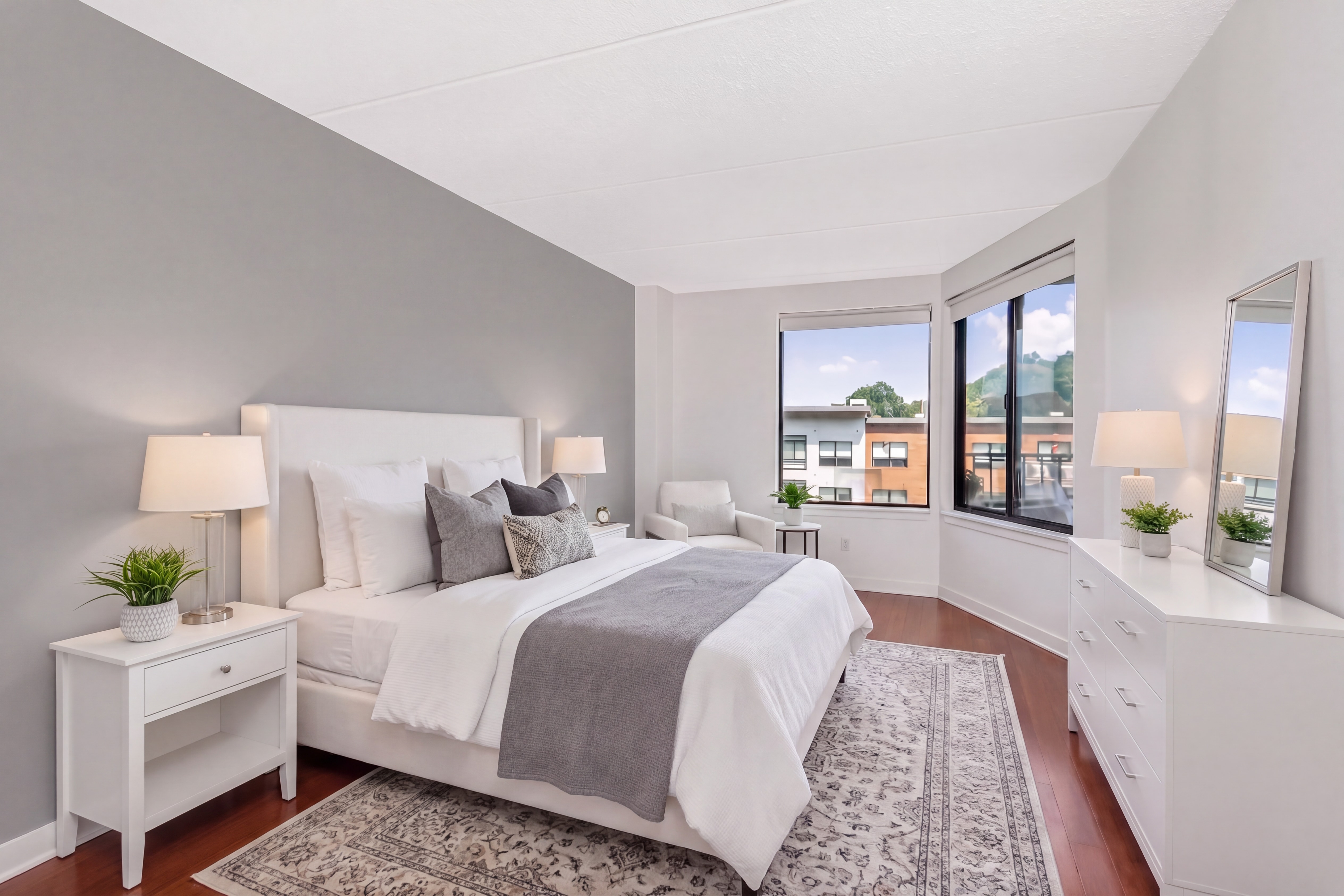  1155 Warburton Avenue - 物件實景