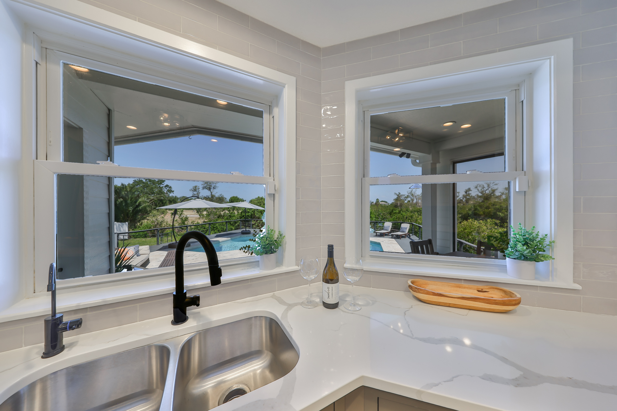 Apollo Beach, Florida, 33572, United States, 4 Bedrooms Bedrooms, ,4 BathroomsBathrooms,Residential,For Sale,1977778