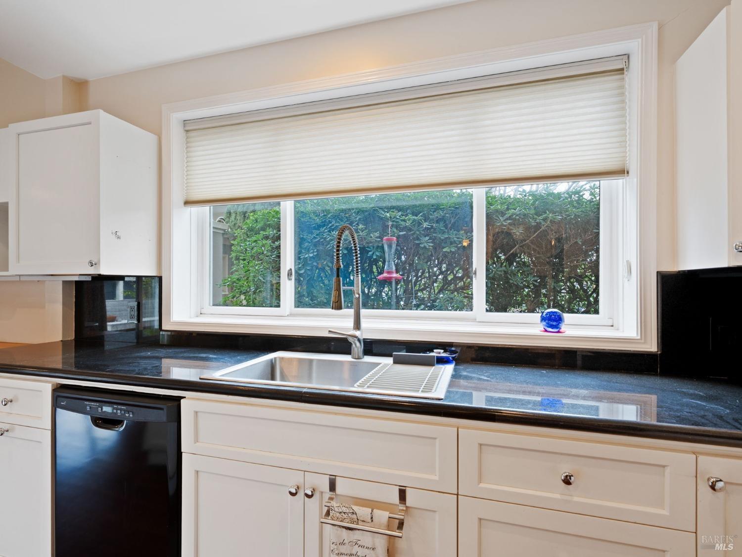 Napa, California, 94559, United States, 5 Bedrooms Bedrooms, ,3 BathroomsBathrooms,Residential,For Sale,1991886