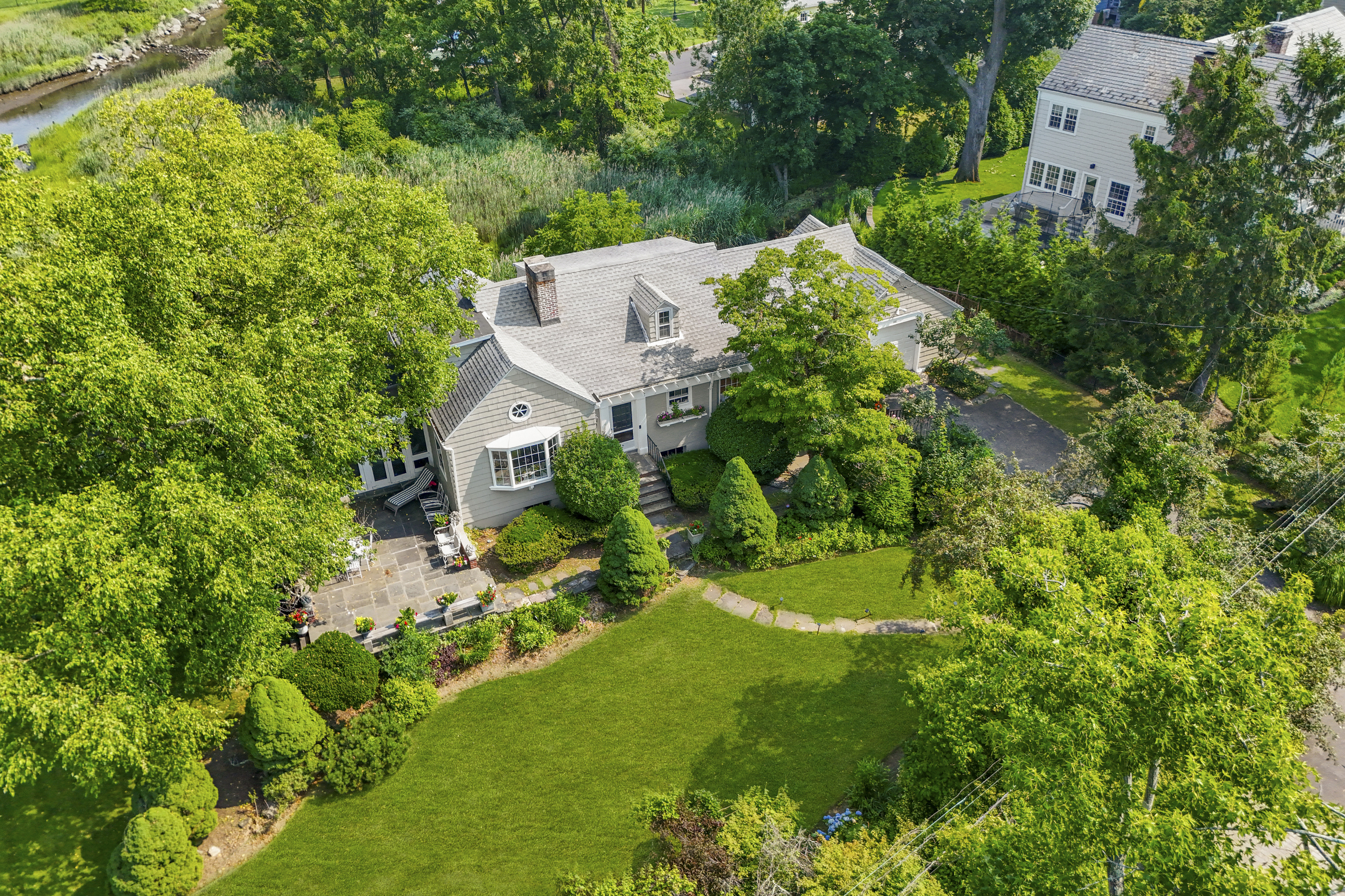  Larchmont Manor Cottage - 物件實景