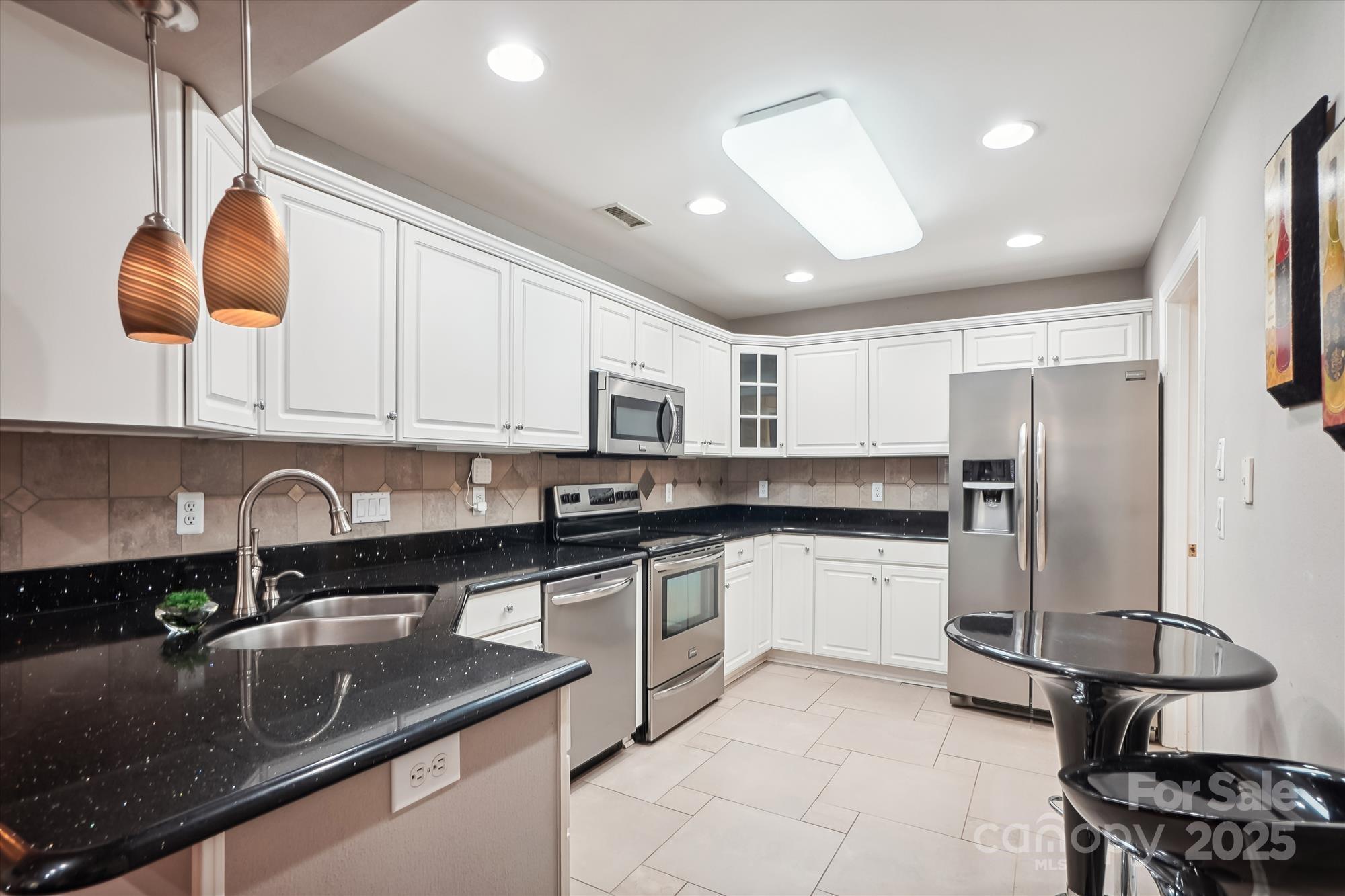Charlotte, North Carolina, 28277, United States, 2 Bedrooms Bedrooms, ,2 BathroomsBathrooms,Residential,For Sale,1767895