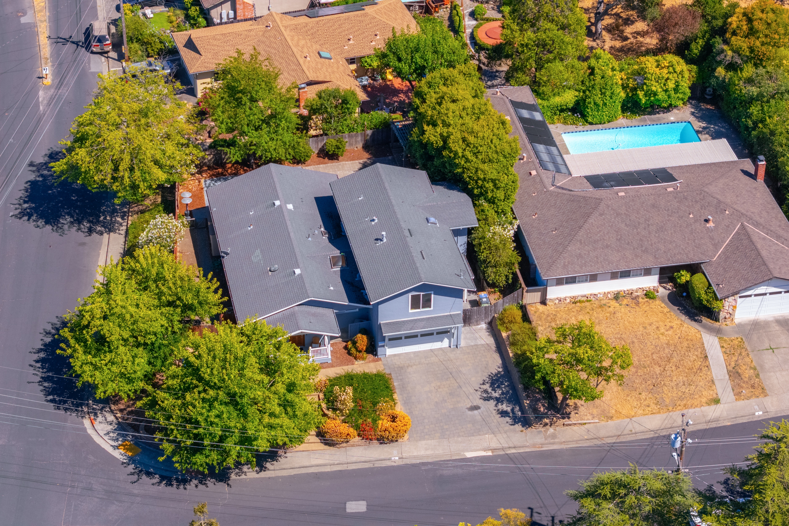  Rare Five-Bedroom Terra Linda Home with Dual Primary Suites and Flexible Living - 物件實景