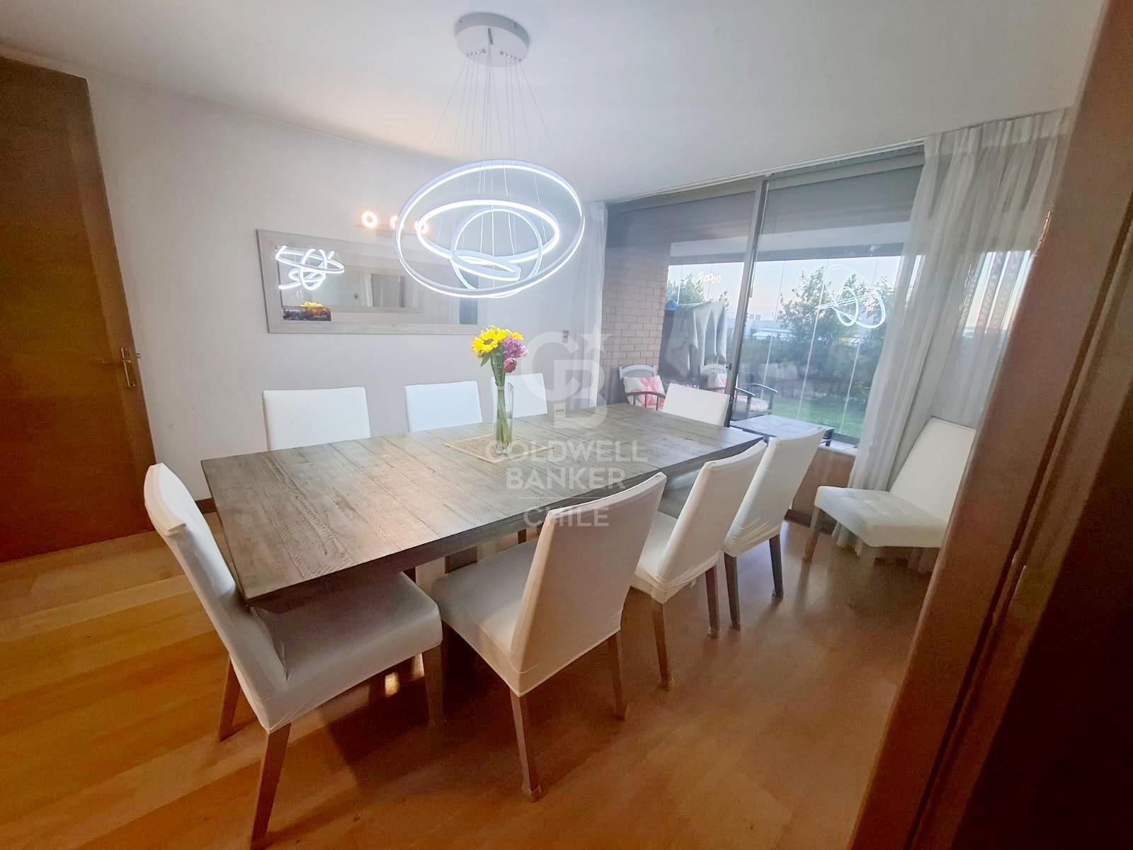 Vitacura, Chile, 5 Bedrooms Bedrooms, ,5 BathroomsBathrooms,Residential,For Sale,1691768