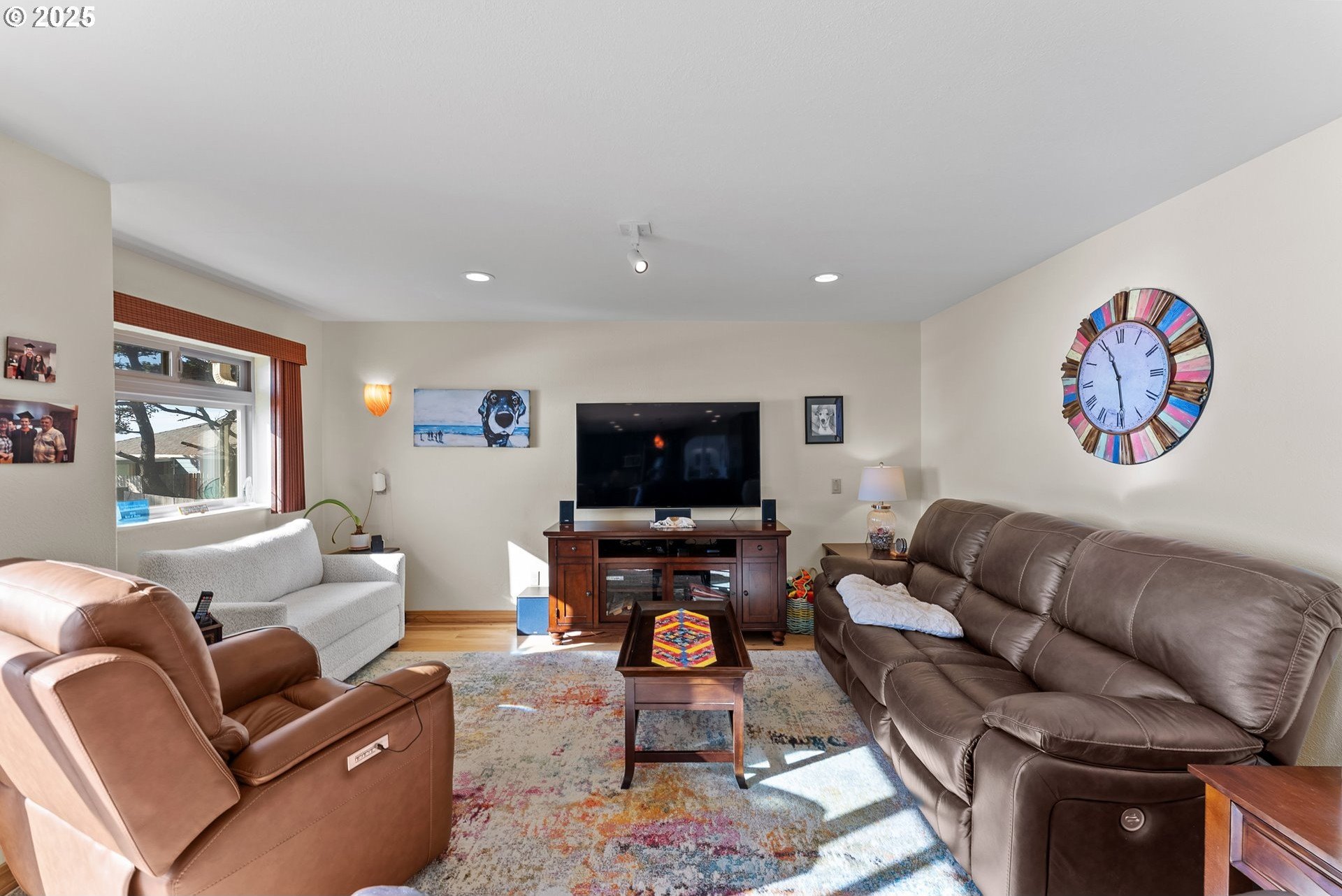 Brookings, Oregon, 97415, United States, 3 Bedrooms Bedrooms, ,3 BathroomsBathrooms,Residential,For Sale,1996453