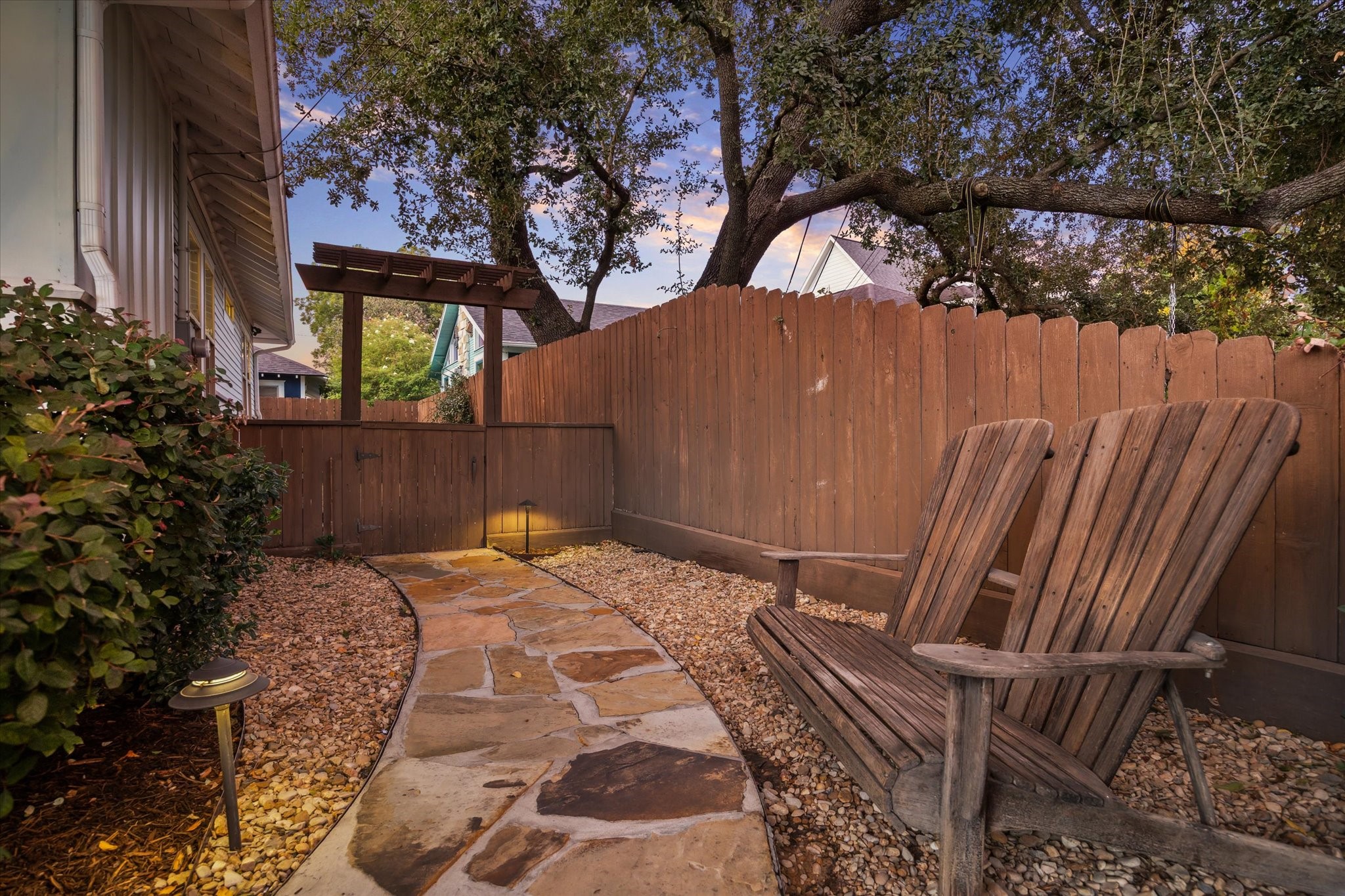  905 Gibbs Street - 物件實景