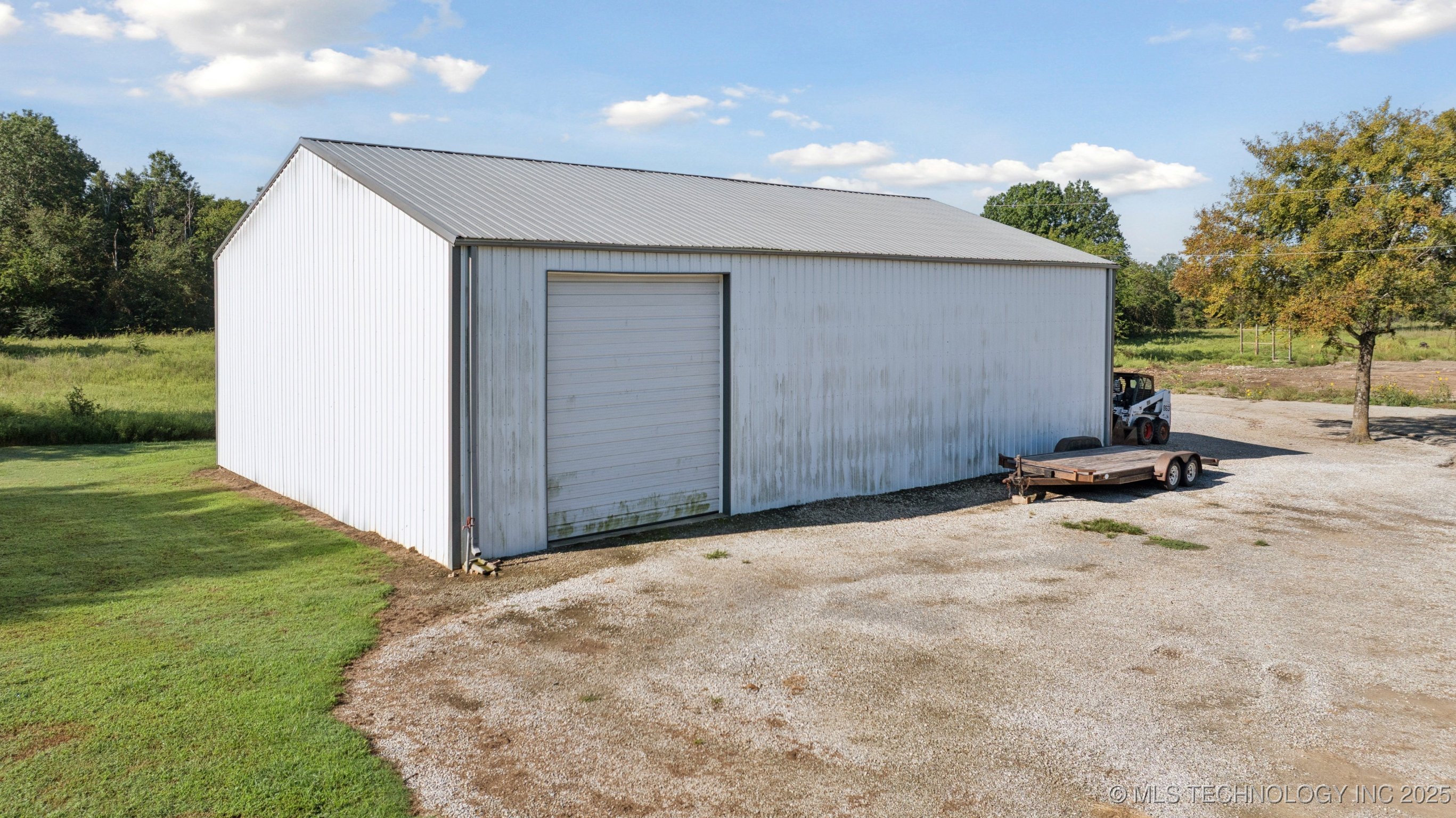 Henryetta, Oklahoma, 74437, United States, 4 Bedrooms Bedrooms, ,4 BathroomsBathrooms,Residential,For Sale,1939303