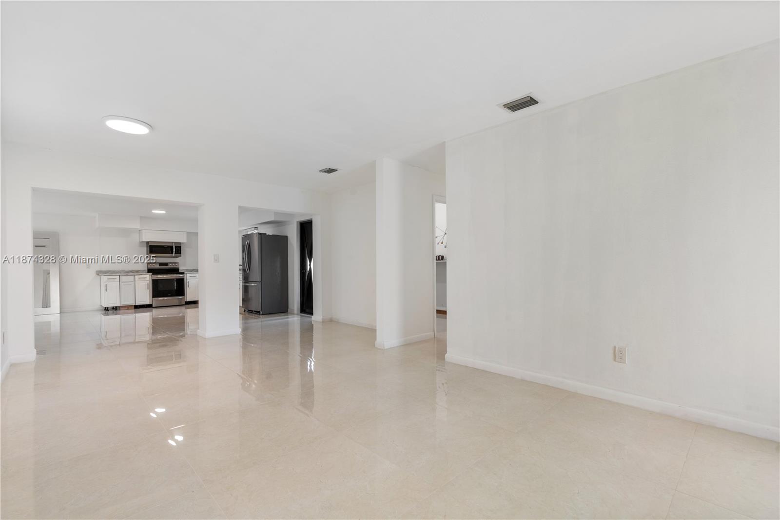 Miami, Florida, 33176, United States, 3 Bedrooms Bedrooms, ,1 BathroomBathrooms,Residential,For Sale,1941991