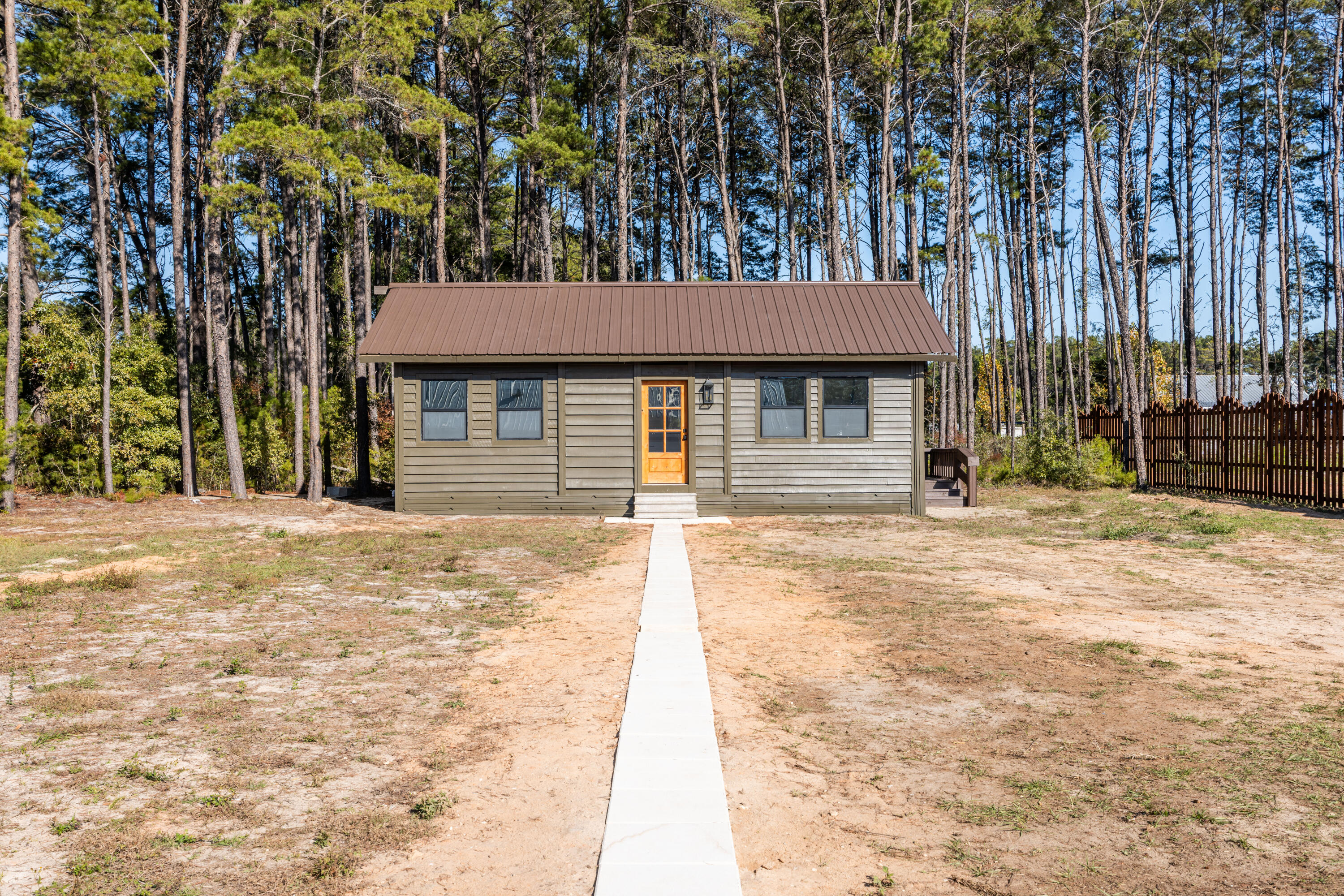 Freeport, Florida, 32439, United States, 4 Bedrooms Bedrooms, ,3 BathroomsBathrooms,Residential,For Sale,1995838