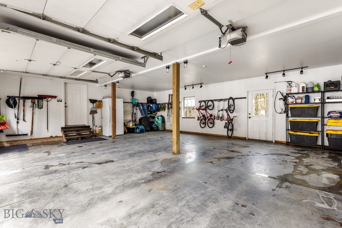 Bozeman, Montana, 59715, United States, 4 Bedrooms Bedrooms, ,5 BathroomsBathrooms,Residential,For Sale,1794934