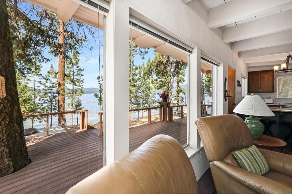 McCall, Idaho, 83638, United States, 4 Bedrooms Bedrooms, ,2 BathroomsBathrooms,Residential,For Sale,1825248