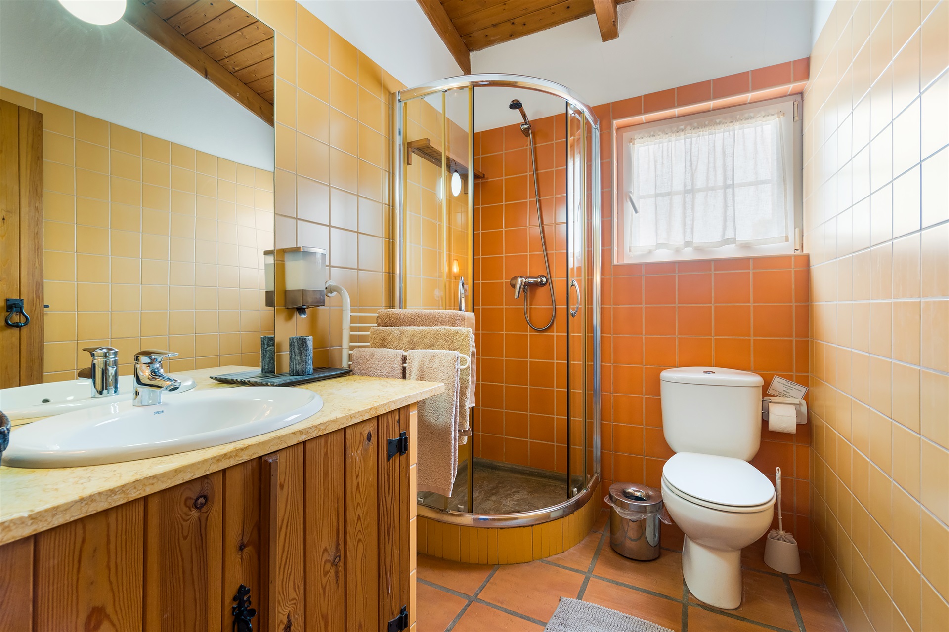  Farm, 6 bedrooms, for Sale - 物件實景