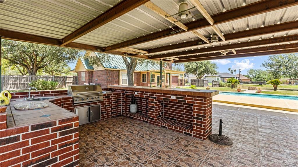 Edinburg, Texas, 78541, United States, 4 Bedrooms Bedrooms, ,3 BathroomsBathrooms,Residential,For Sale,1933040
