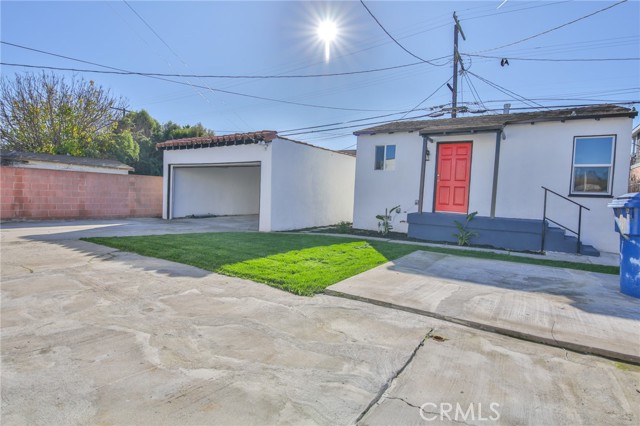 Los Angeles, California, 90047, United States, 5 Bedrooms Bedrooms, ,Residential,For Sale,2009243