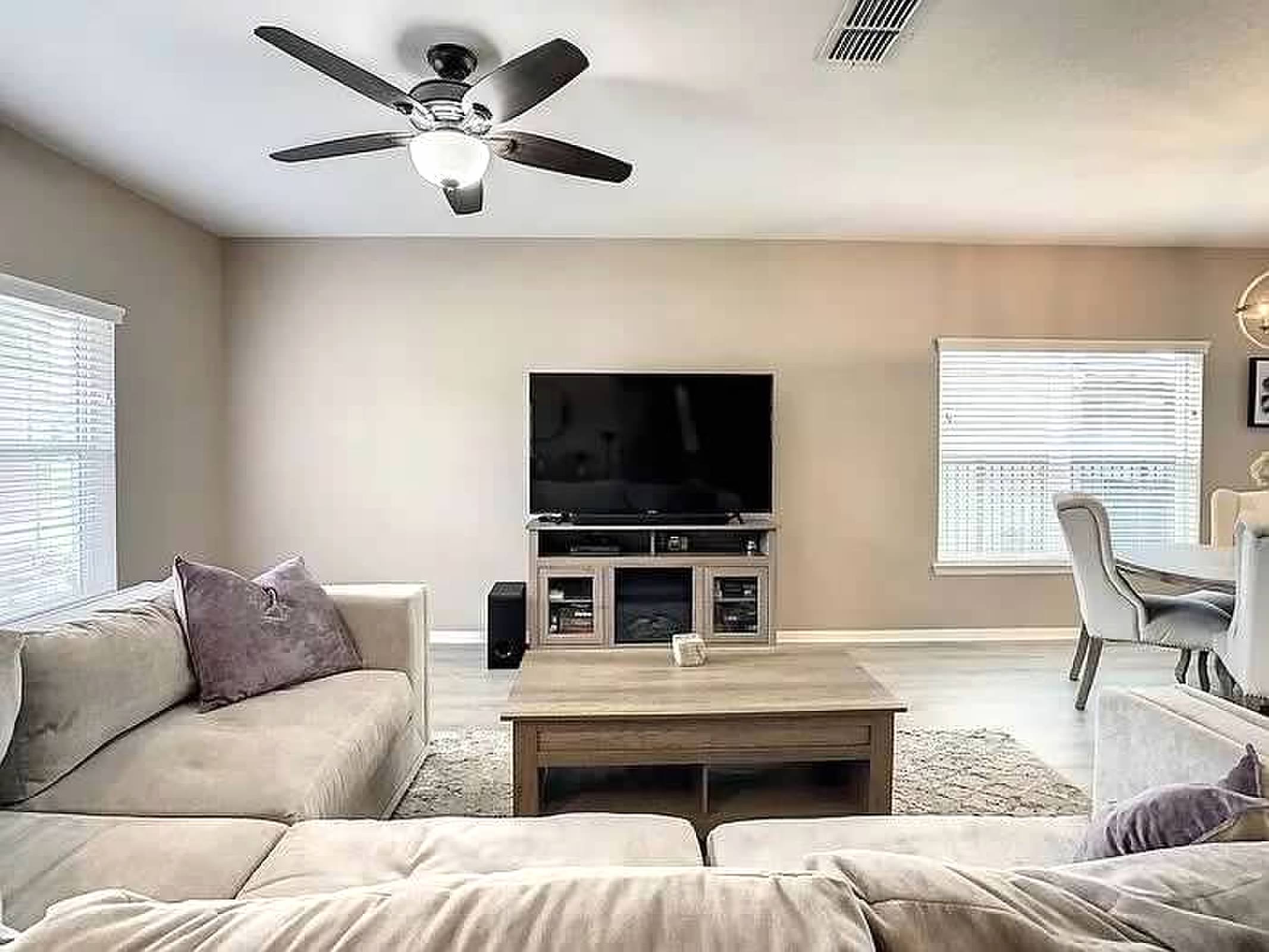 Winter Garden, Florida, 34787, United States, 5 Bedrooms Bedrooms, ,3 BathroomsBathrooms,Residential,For Sale,1935885