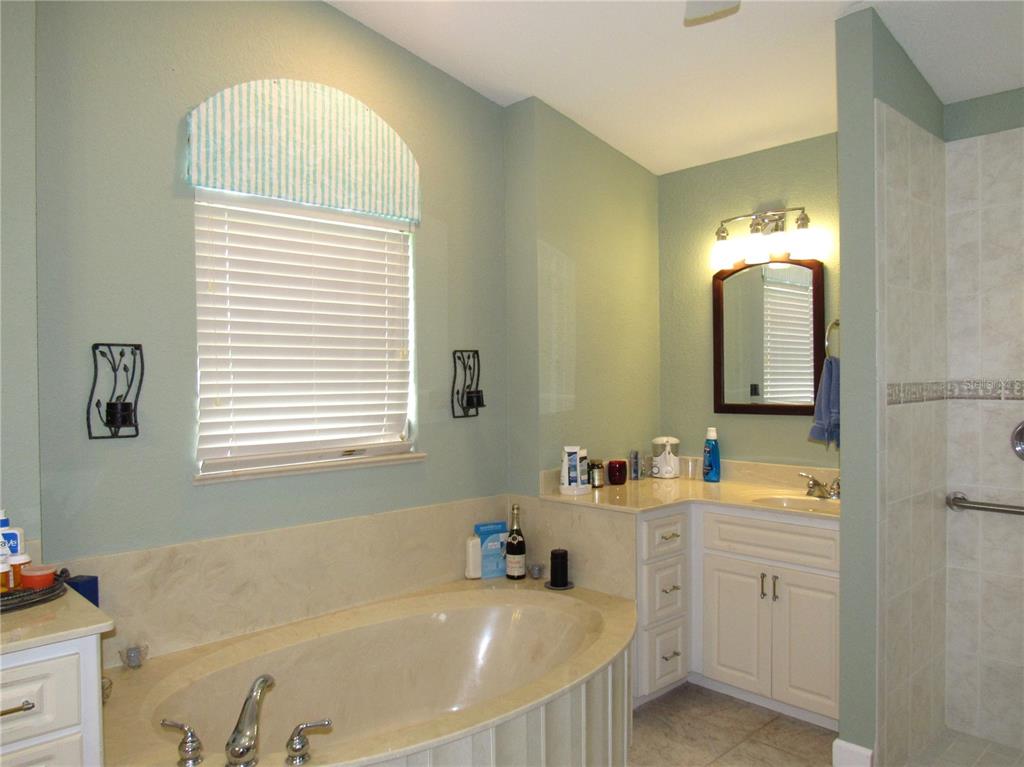 Port Charlotte, Florida, 33948, United States, 4 Bedrooms Bedrooms, ,2 BathroomsBathrooms,Residential,For Sale,1939486