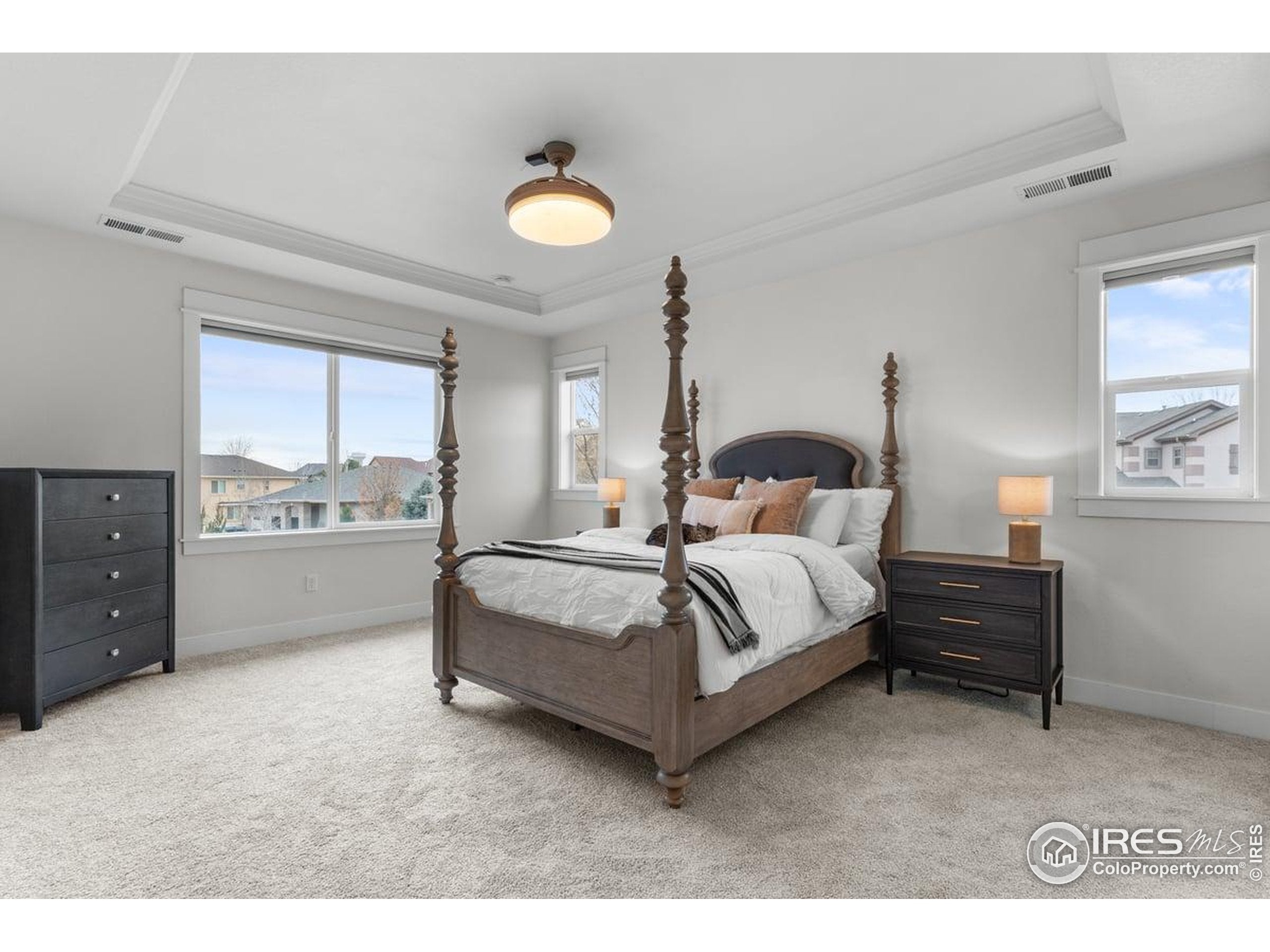 Windsor, Colorado, 80550, United States, 6 Bedrooms Bedrooms, ,4 BathroomsBathrooms,Residential,For Sale,1996243