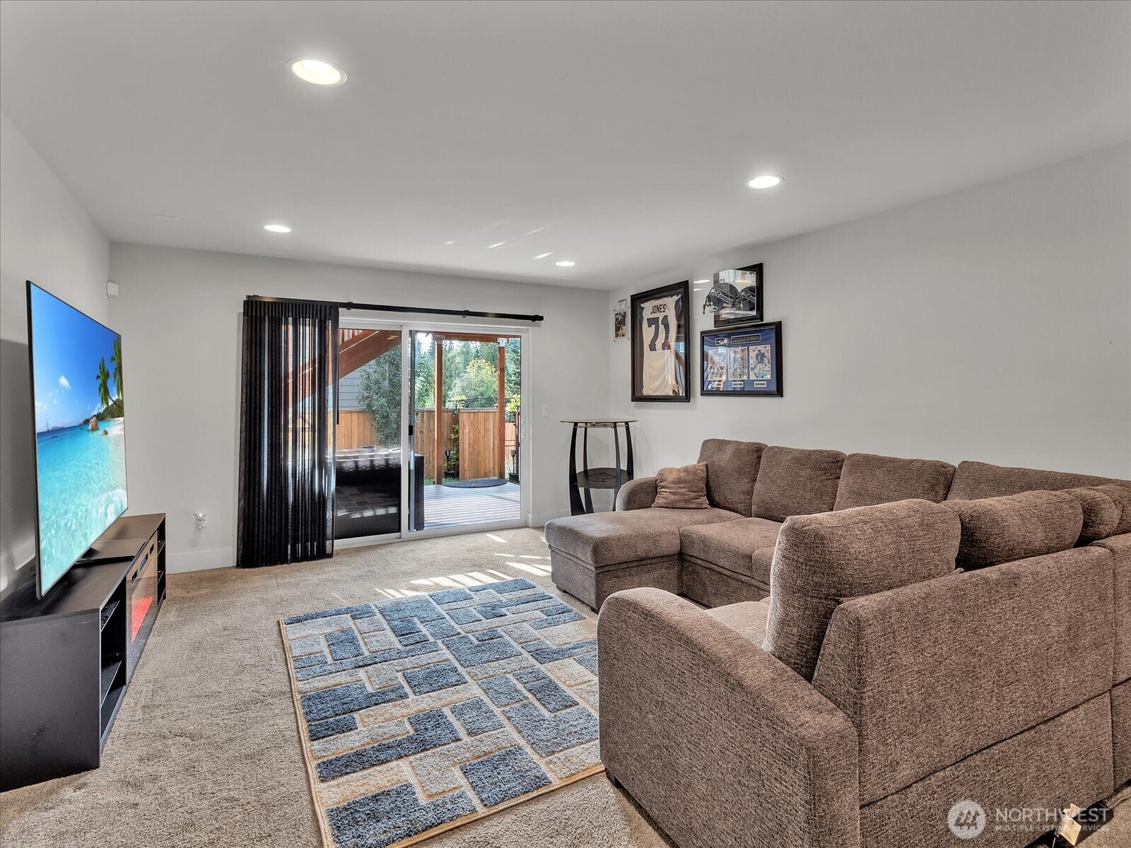 Lake Stevens, Washington, 98258, United States, 4 Bedrooms Bedrooms, ,4 BathroomsBathrooms,Residential,For Sale,1883070