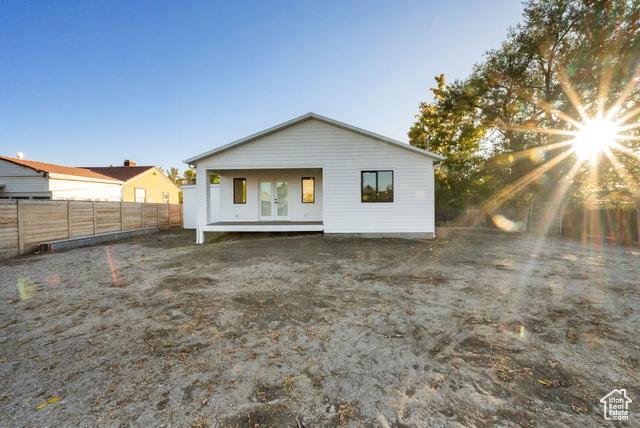 Murray, Utah, 84107, United States, 5 Bedrooms Bedrooms, ,3 BathroomsBathrooms,Residential,For Sale,2009099