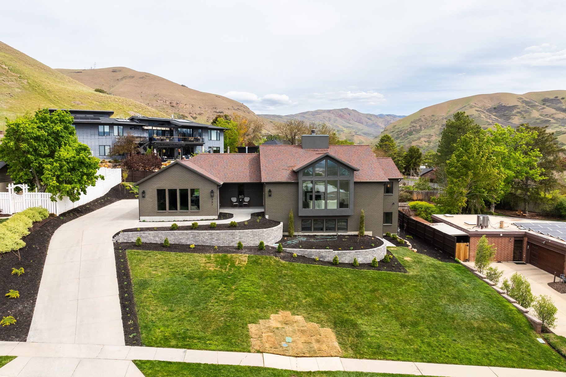  Beautifully Remodeled Home Perched Above SLC - 物件實景