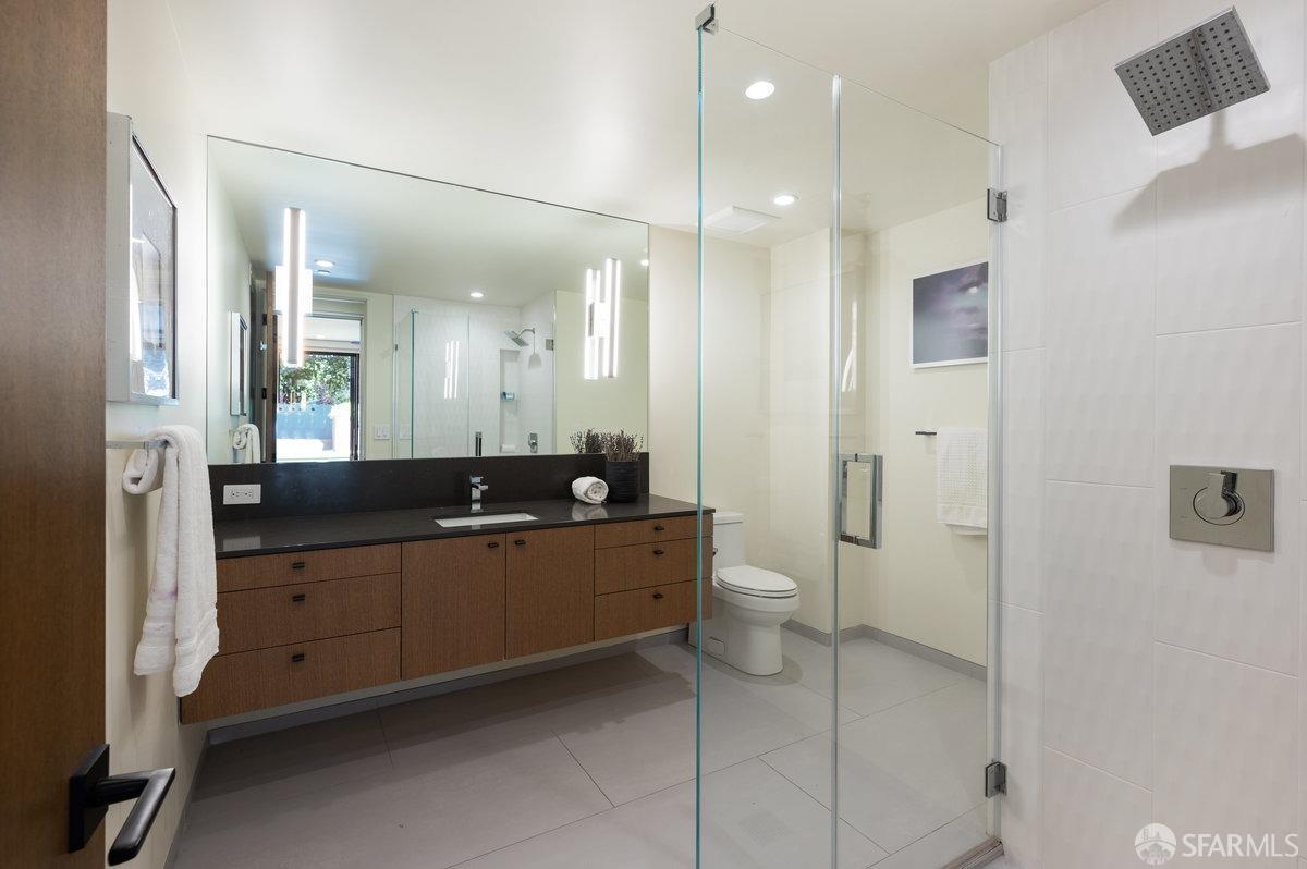 San Francisco, California, 94131, United States, 5 Bedrooms Bedrooms, ,5 BathroomsBathrooms,Residential,For Sale,1897761