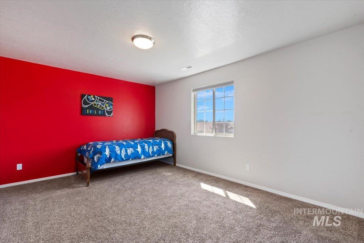 Nampa, Idaho, 83687, United States, 5 Bedrooms Bedrooms, ,Residential,For Sale,1926989
