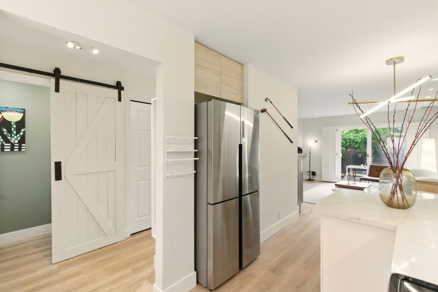 Redwood City, California, 94061, United States, 2 Bedrooms Bedrooms, ,2 BathroomsBathrooms,Residential,For Sale,1939349