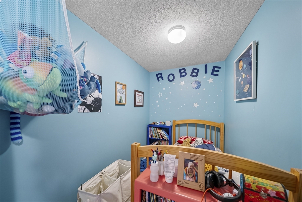 Salem, Massachusetts, 01970, United States, 3 Bedrooms Bedrooms, ,3 BathroomsBathrooms,Residential,For Sale,1990420