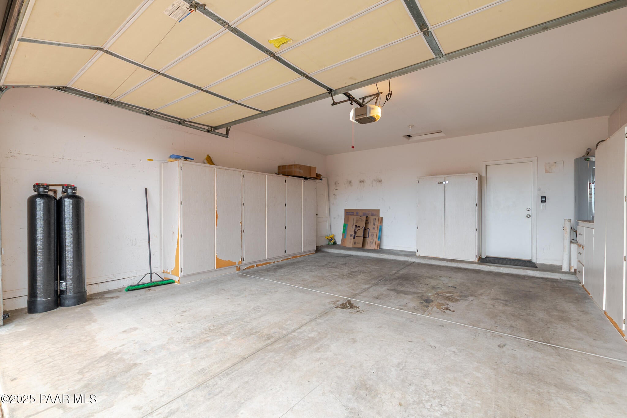 Buckeye, Arizona, 85326, United States, 4 Bedrooms Bedrooms, ,1 BathroomBathrooms,Residential,For Sale,1999085