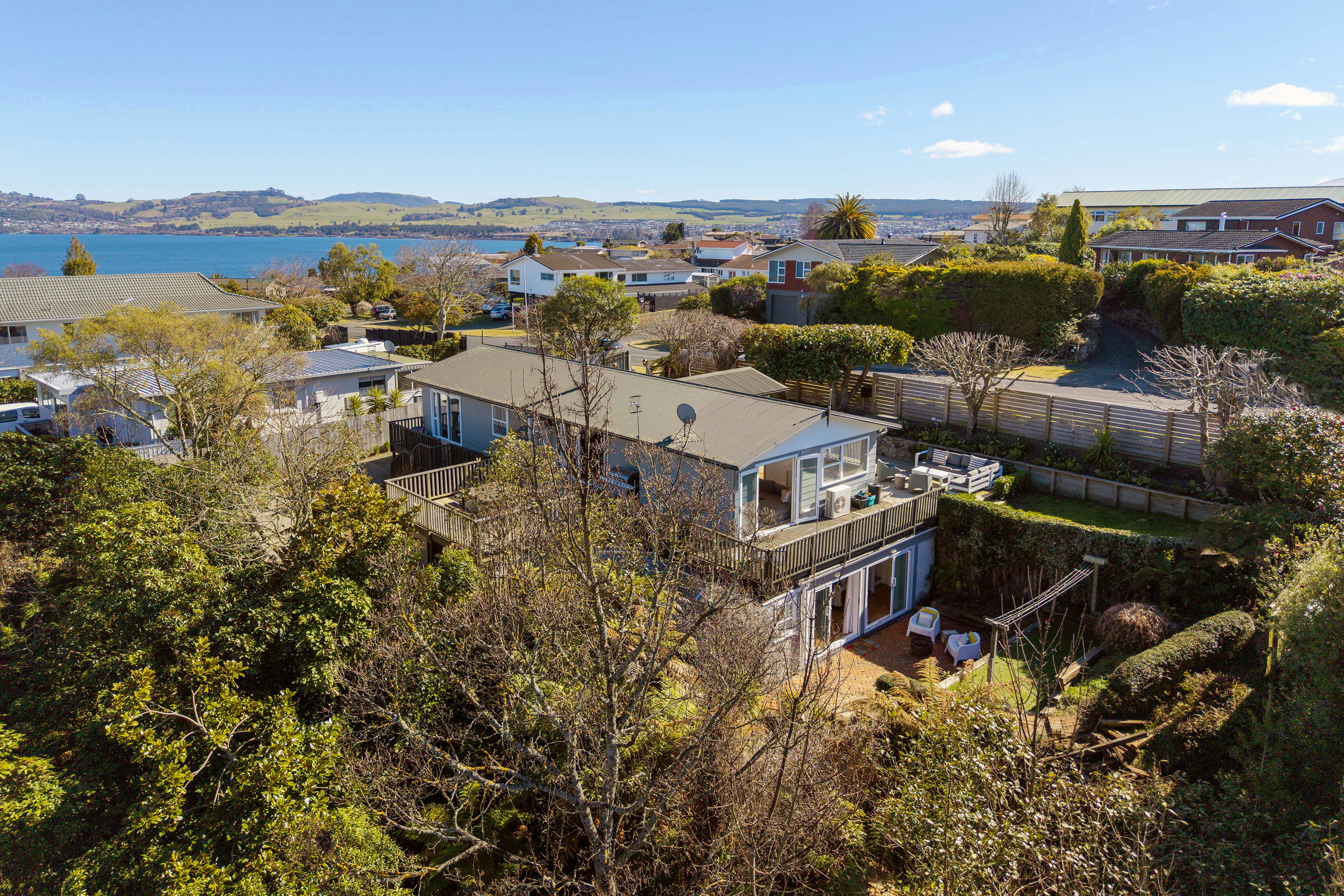  Hilltop Haven - Lovingly Renovated and Ready - 物件實景