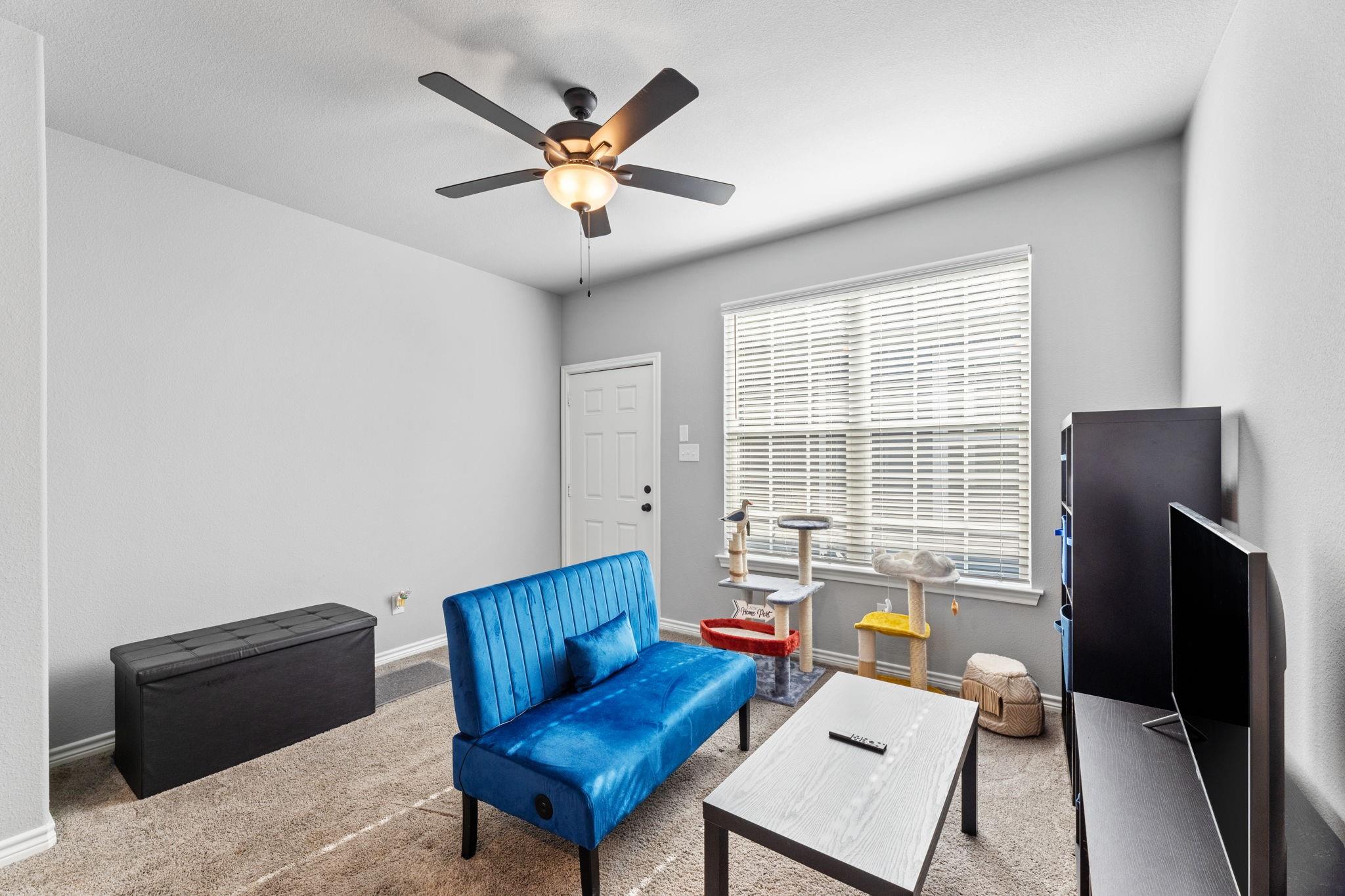 Wills Point, Texas, 75169, United States, 5 Bedrooms Bedrooms, ,5 BathroomsBathrooms,Residential,For Sale,2002529