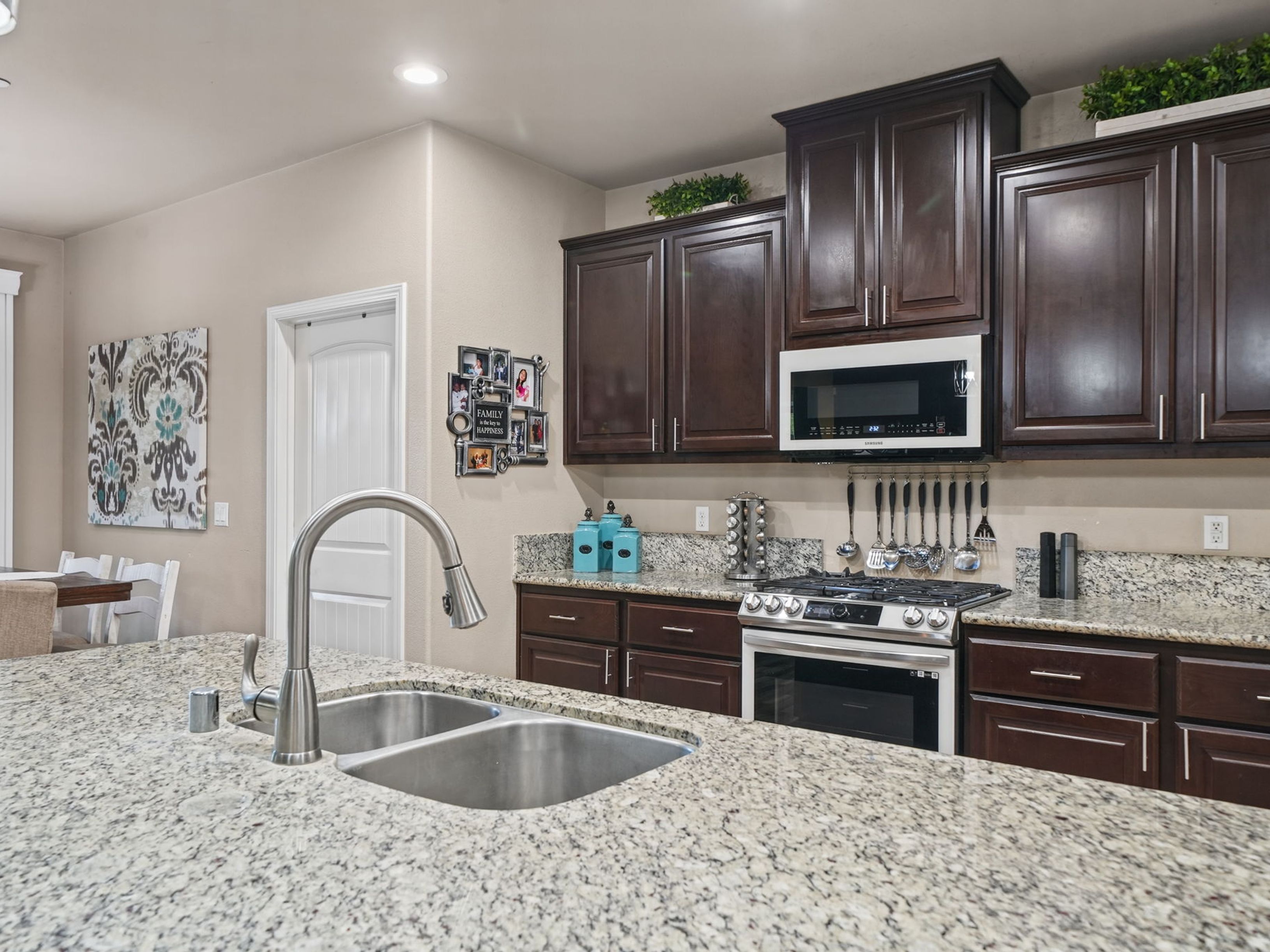  5250 West Lake Road, Valley Springs, CA 95252 - 物件實景