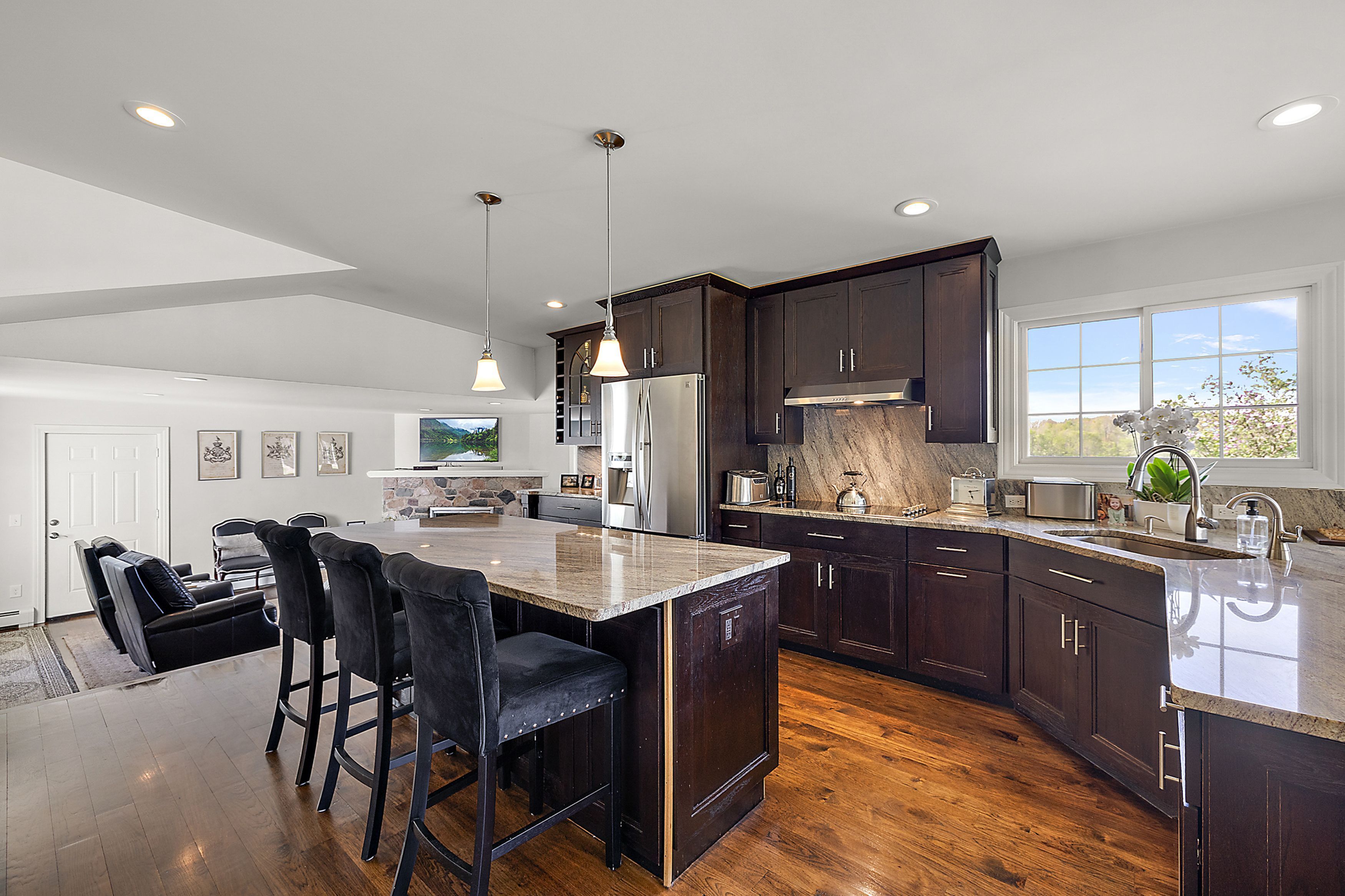 Lapeer, Michigan, 48446, United States, 3 Bedrooms Bedrooms, ,3 BathroomsBathrooms,Residential,For Sale,1807145