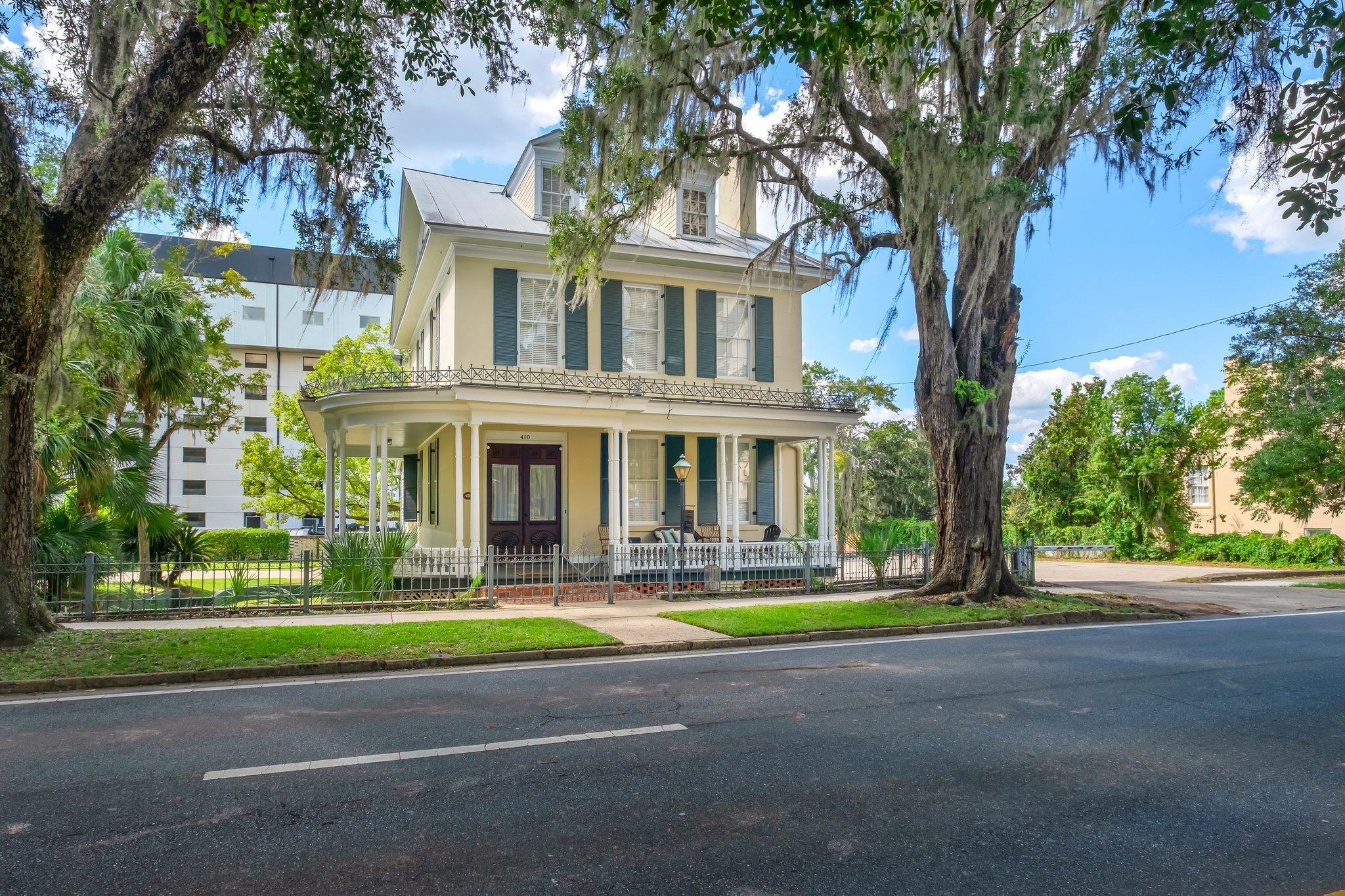 Tallahassee, Florida, 32301, United States, 4 Bedrooms Bedrooms, ,4 BathroomsBathrooms,Residential,For Sale,1738937