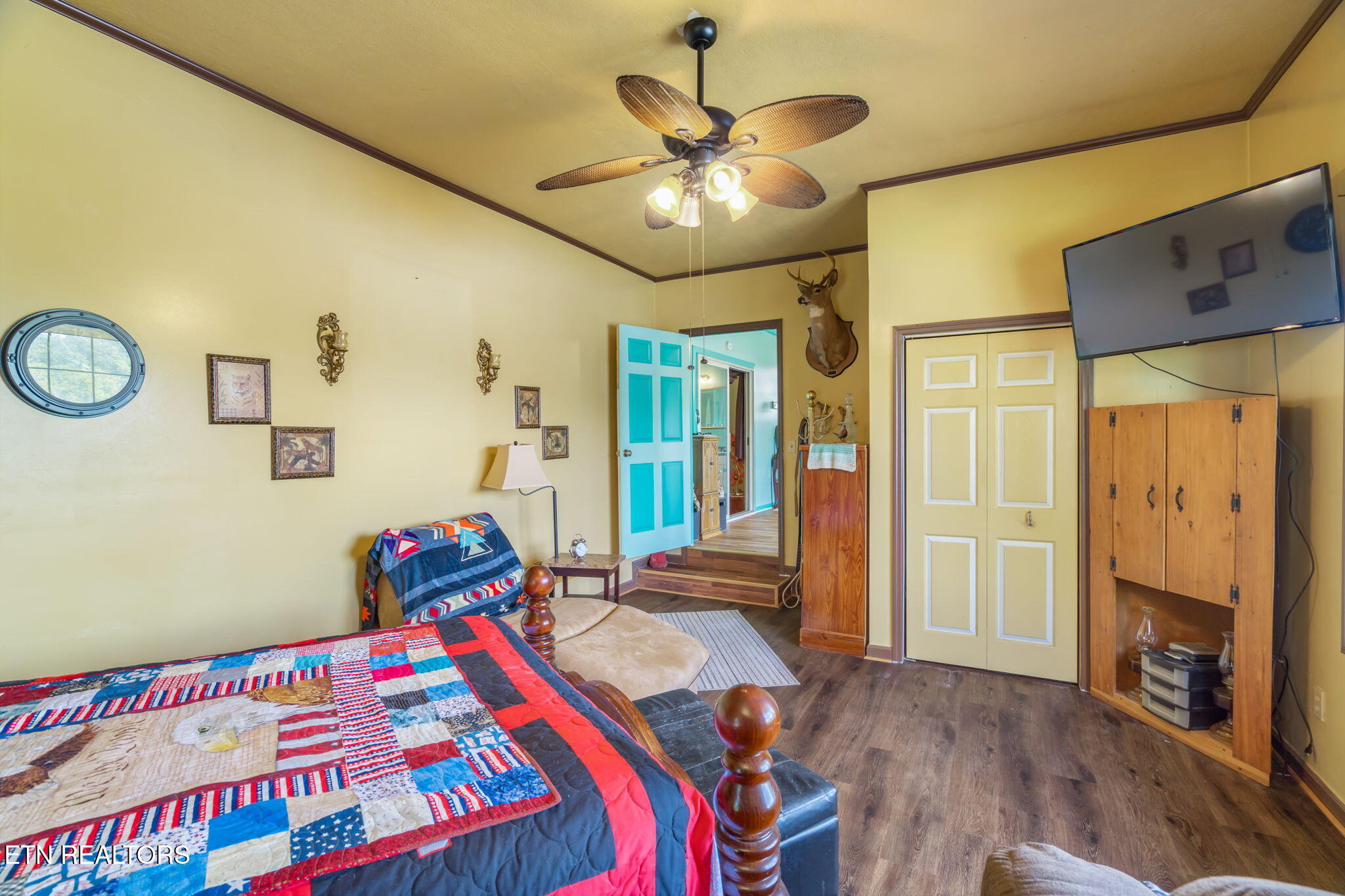 Kingston, Tennessee, 37763, United States, 3 Bedrooms Bedrooms, ,2 BathroomsBathrooms,Residential,For Sale,1891153