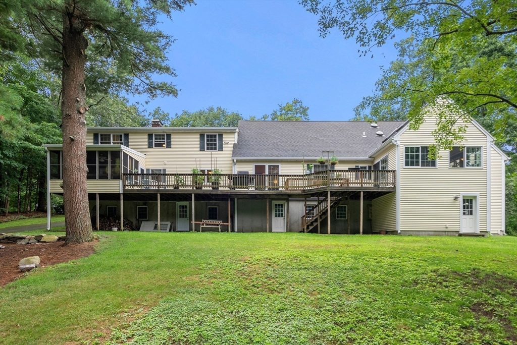 Shrewsbury, Massachusetts, 01545, United States, 4 Bedrooms Bedrooms, ,4 BathroomsBathrooms,Residential,For Sale,1768769
