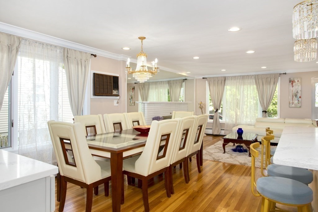 Peabody, Massachusetts, 01960, United States, 3 Bedrooms Bedrooms, ,3 BathroomsBathrooms,Residential,For Sale,1878752